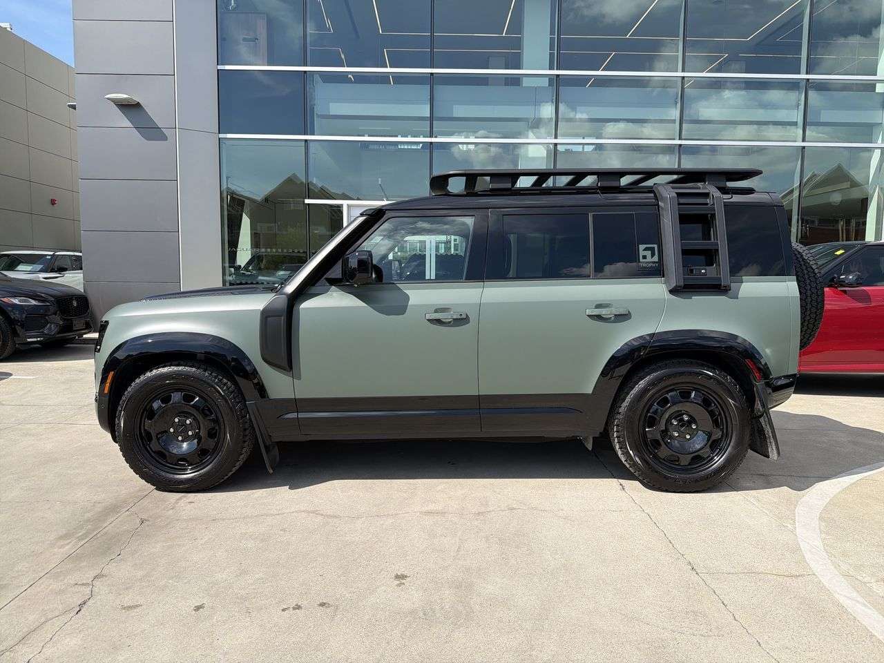 2026 Land Rover Defender 110 P400 Trophy Edition Keswick — снимка 1