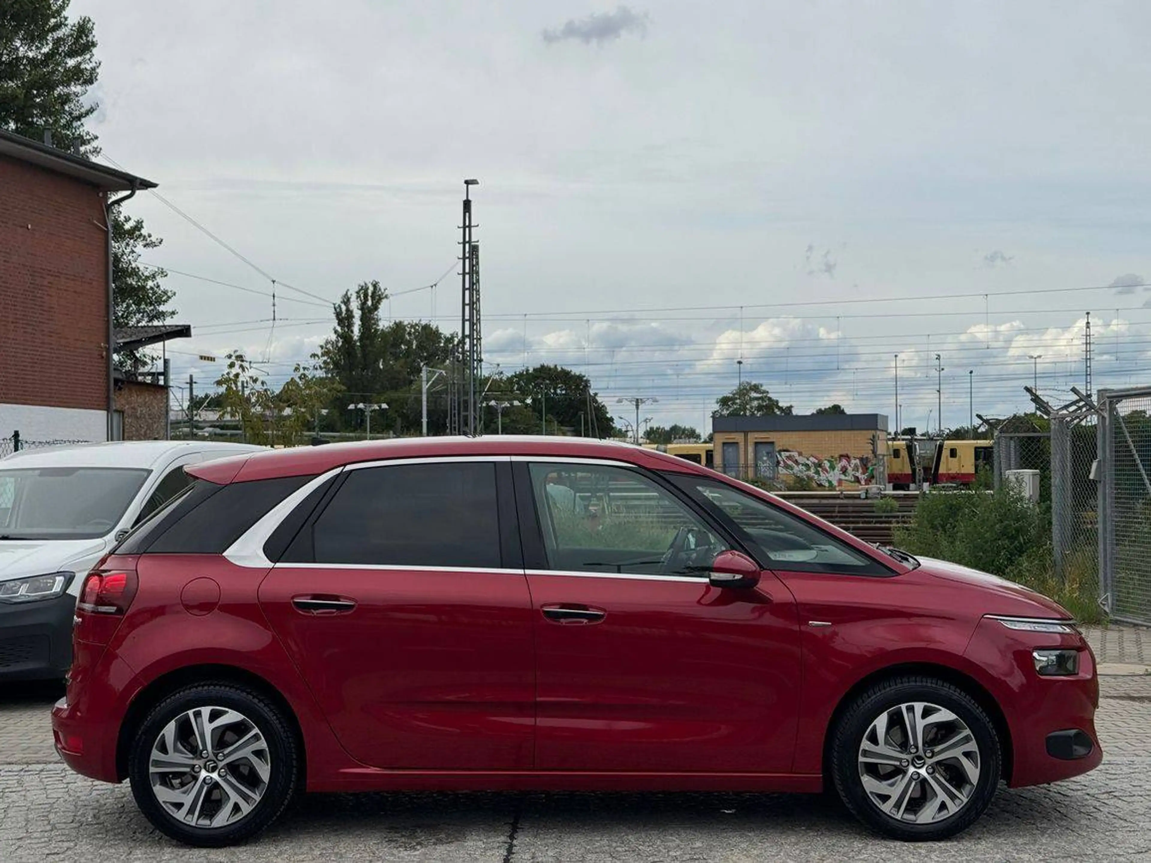 Citroen C4 SpaceTourer Exclusive,Automatik,Klima,Navi,Teilled — photo 4