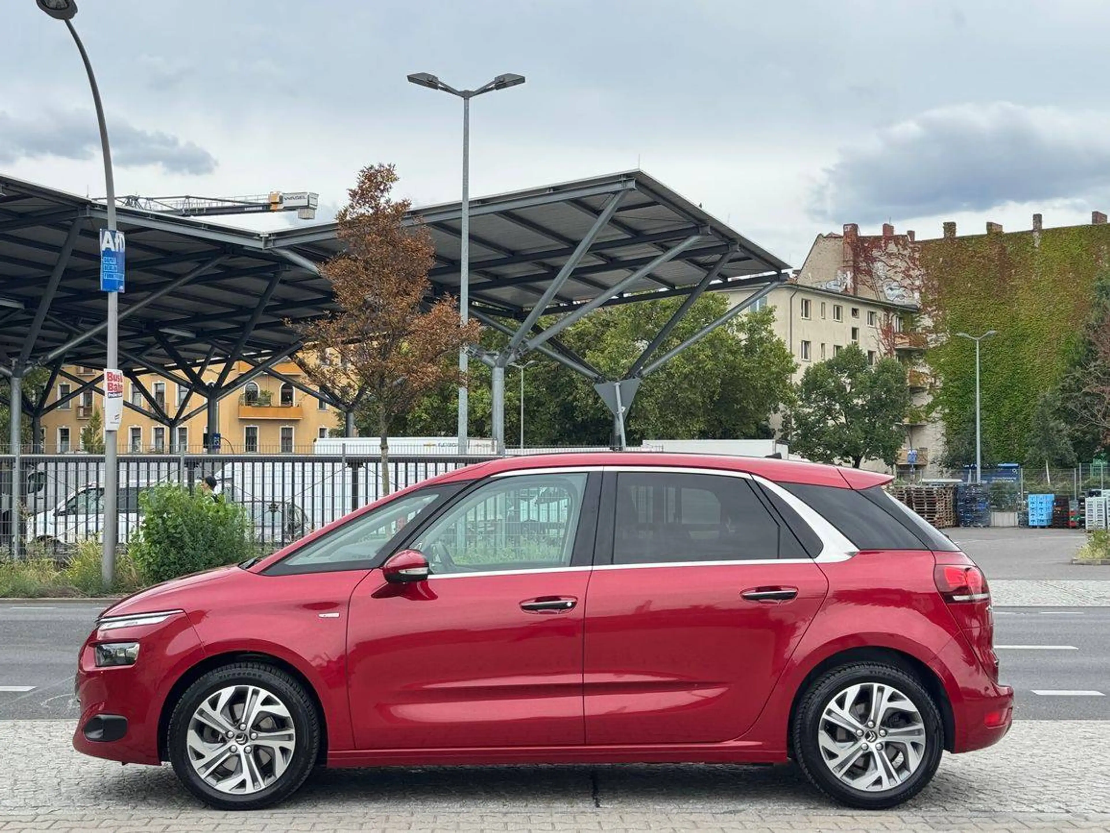 Citroen C4 SpaceTourer Exclusive,Automatik,Klima,Navi,Teilled — photo 5
