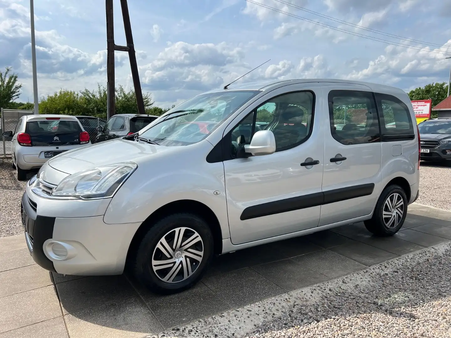 Citroen Berlingo 1,6 Tendance Sportsitze Sport Lenkrad Gris - 2