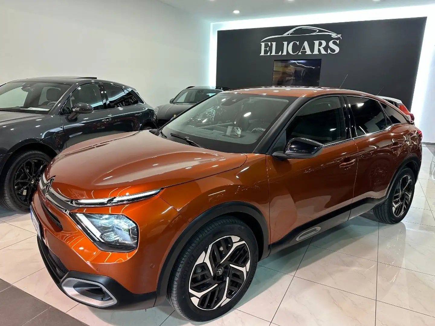 Citroen C4 PureTech 130 S&S EAT8 Shine Orange - 1