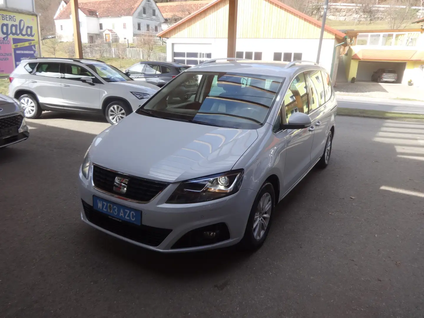 SEAT Alhambra Style Schwenkbare Anhängekupplung ACC Argento - 2
