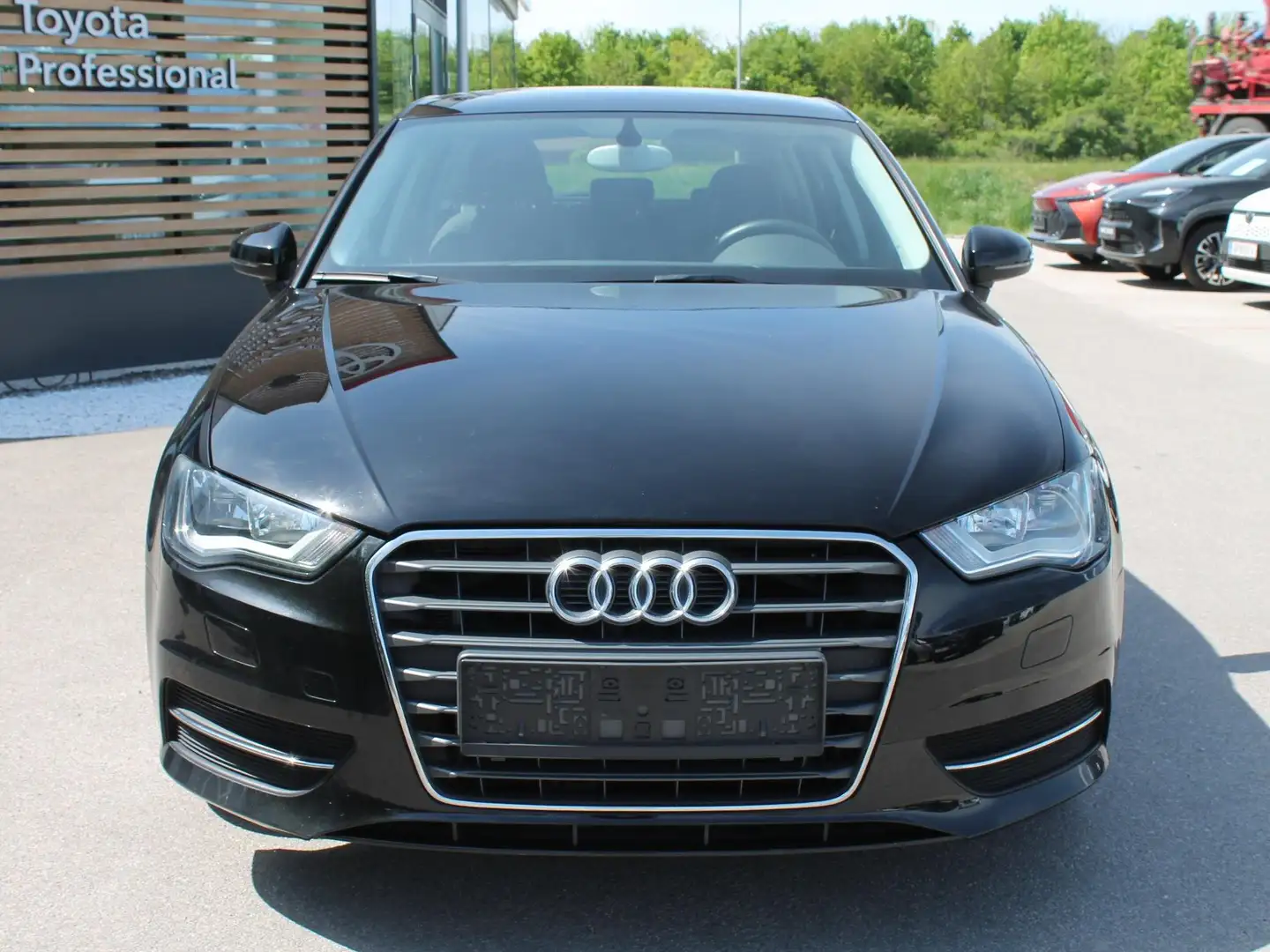 Audi A3 A3 SB 1,2 TFSI Attraction Attraction Schwarz - 2