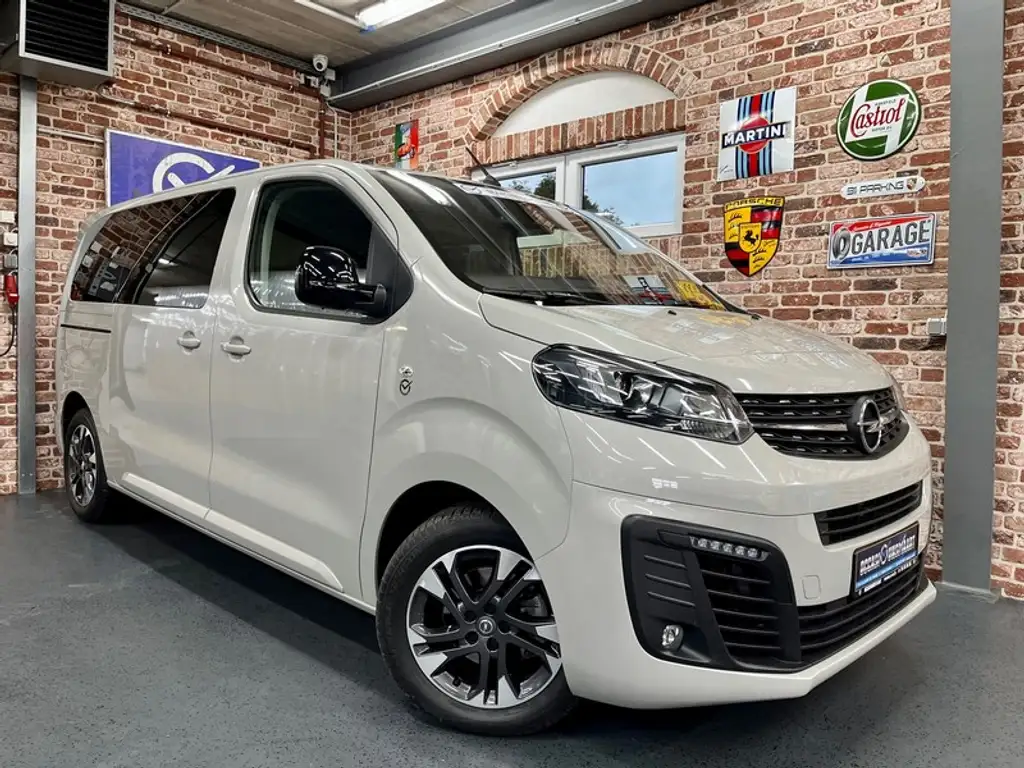 Opel Zafira Life 2022 из Европы — купить под ключ