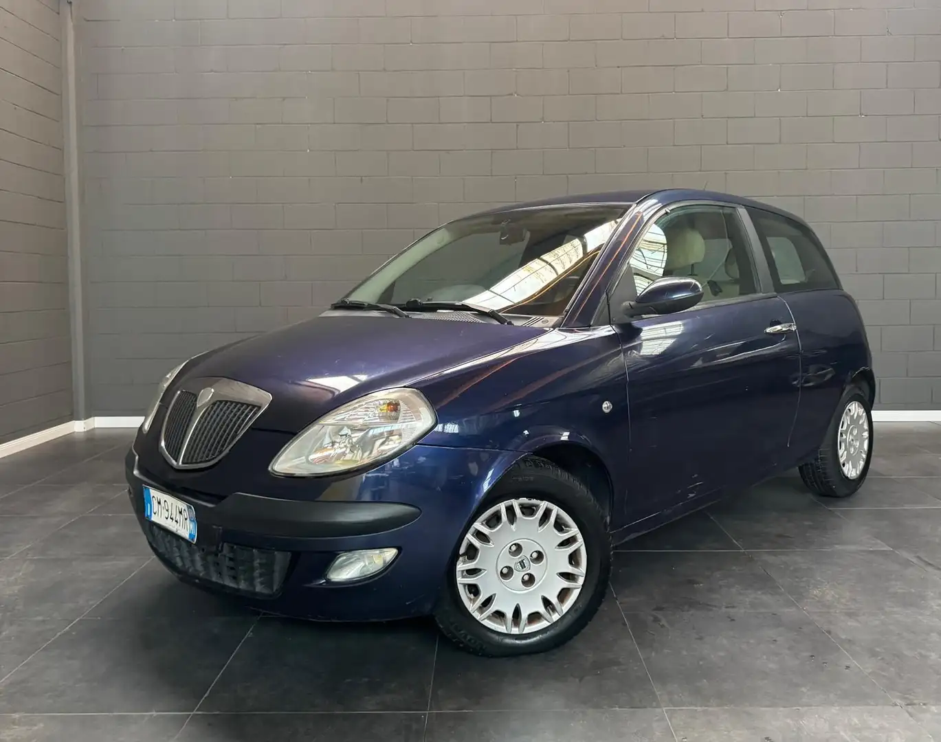 Lancia Ypsilon 1.4 16v Platino ADATTA A NEOPATENTATI - 2