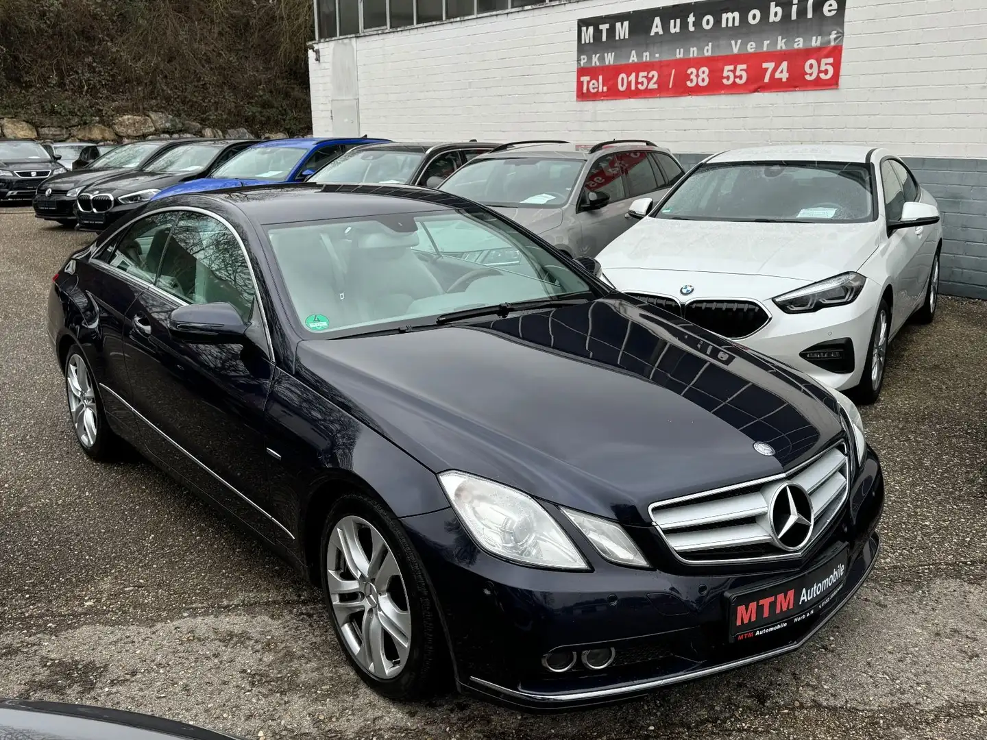 Mercedes-Benz E 250 CGI BlueEfficiency Coupe Blu/Azzurro - 1