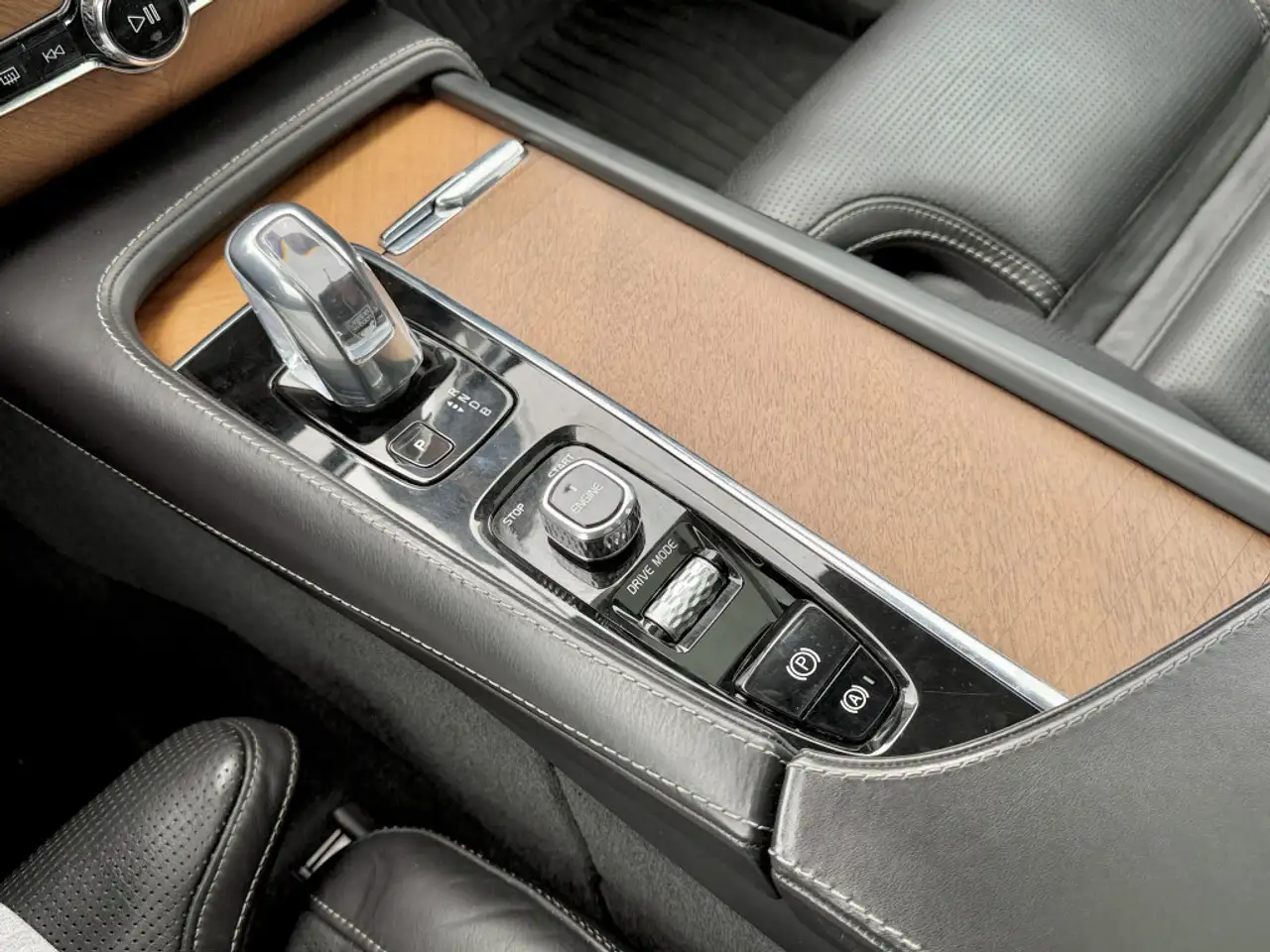Volvo XC90 снимка Volvo XC90
