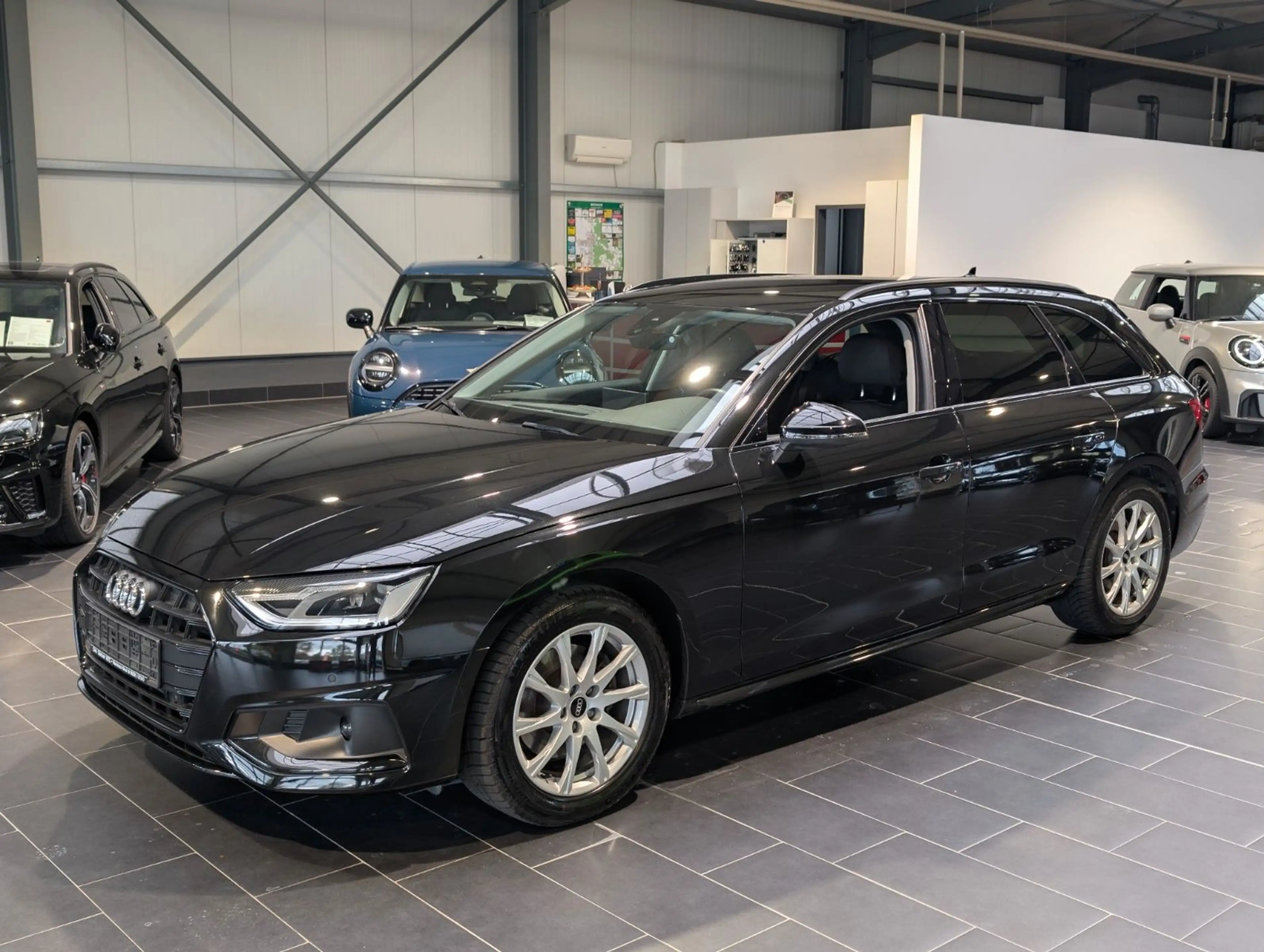 Audi A4 Avant 35 TFSI S tronic advanced 1.Hand