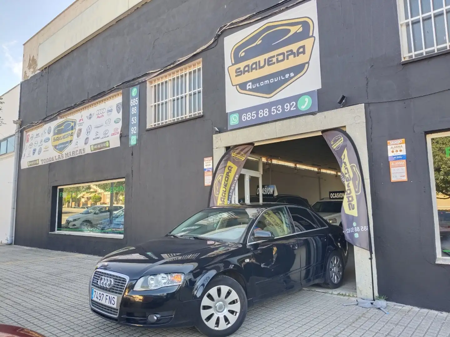 Audi A4 2.0TDI DPF 143 Noir - 1