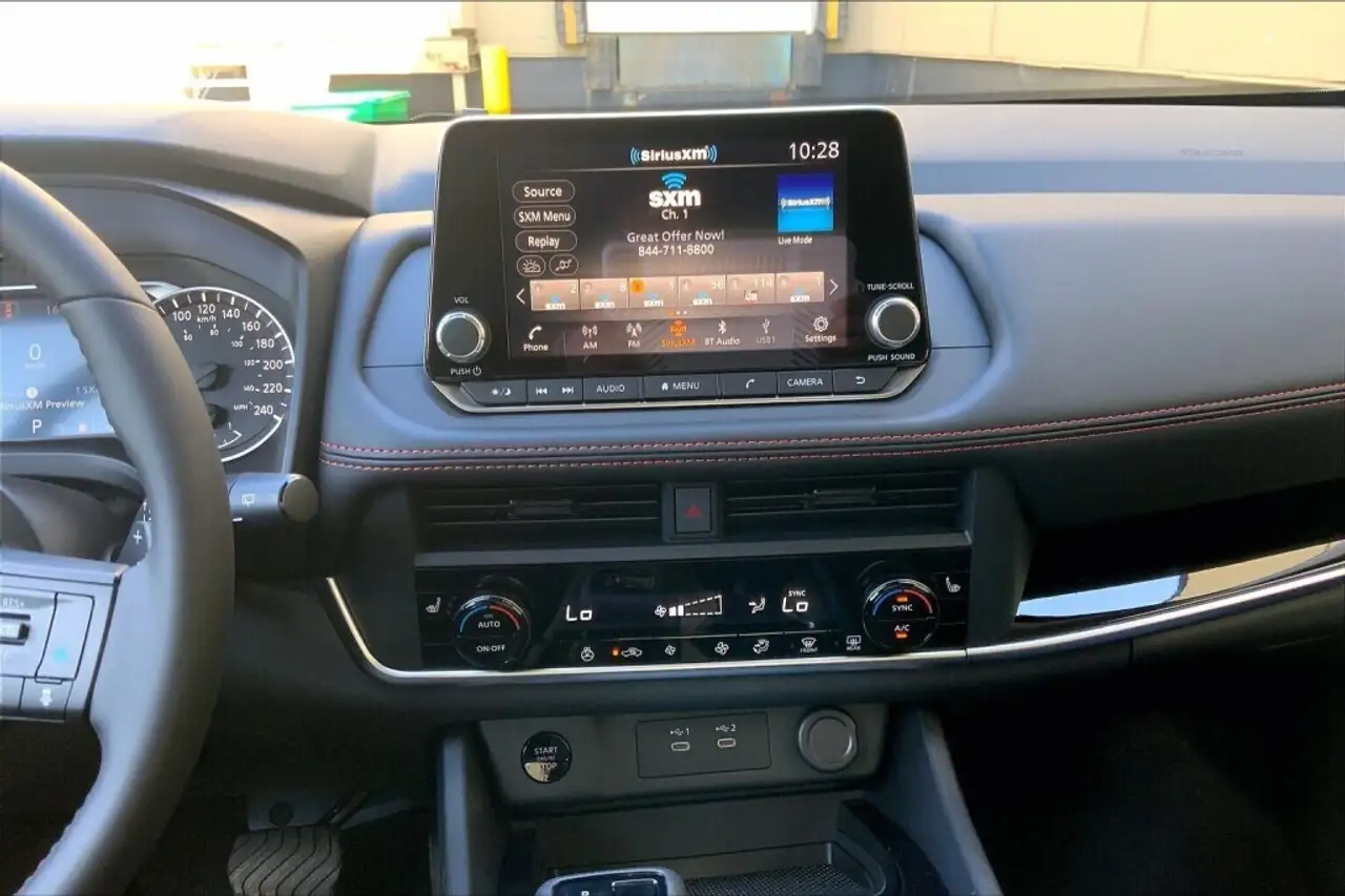Nissan Rogue photo Nissan Rogue
