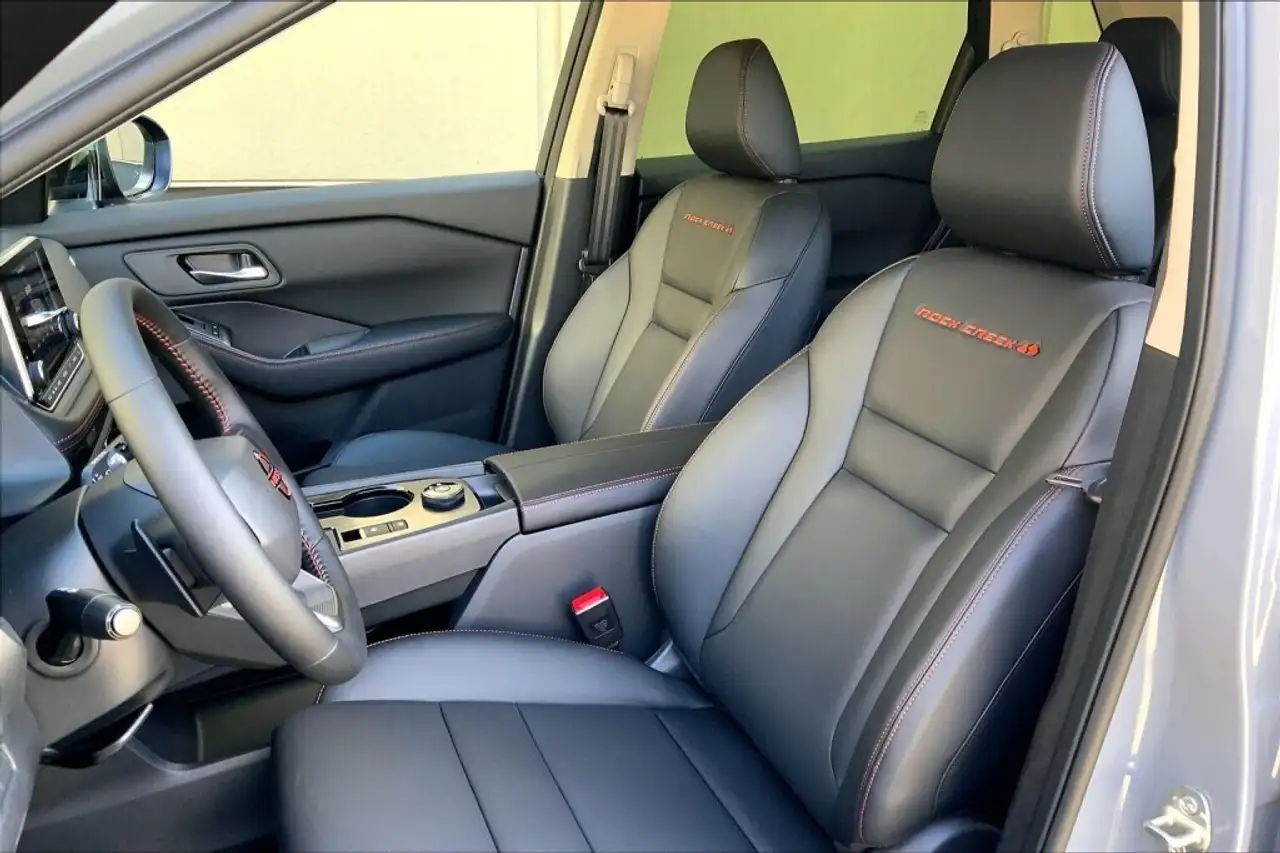 Nissan Rogue photo Nissan Rogue