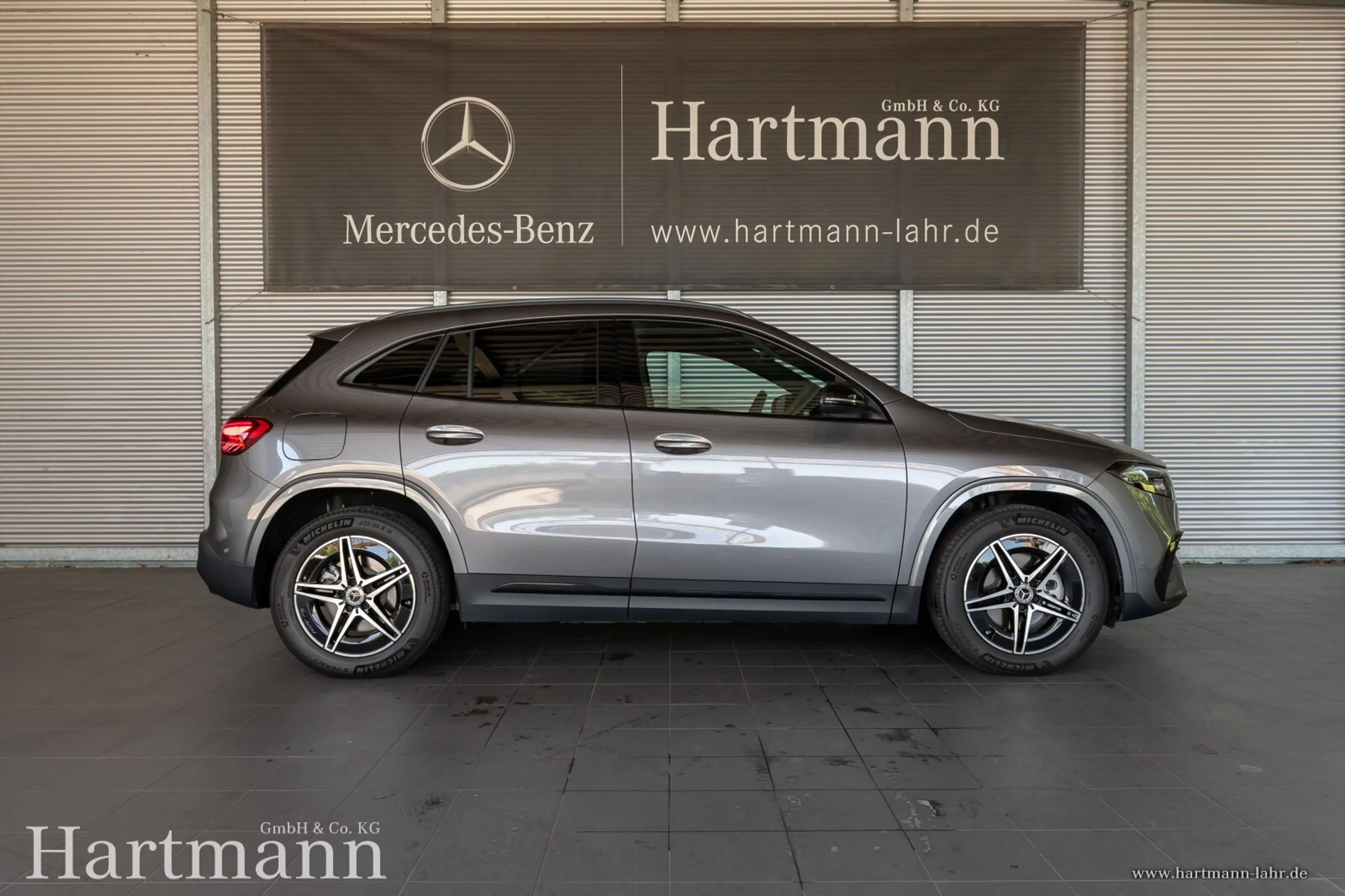 Mercedes-Benz EQA 300 EQA 300 4MATIC AMG Advanced Night AHK Totwinkel — photo 5