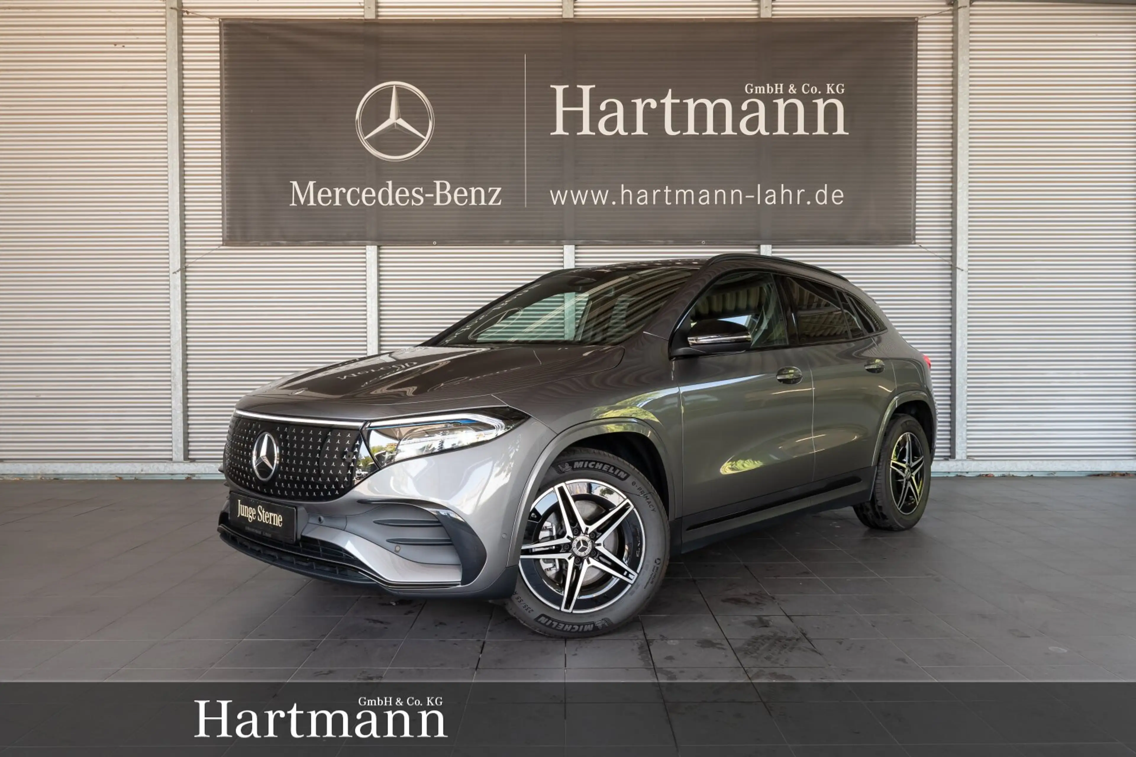 Mercedes-Benz EQA 300 EQA 300 4MATIC AMG Advanced Night AHK Totwinkel