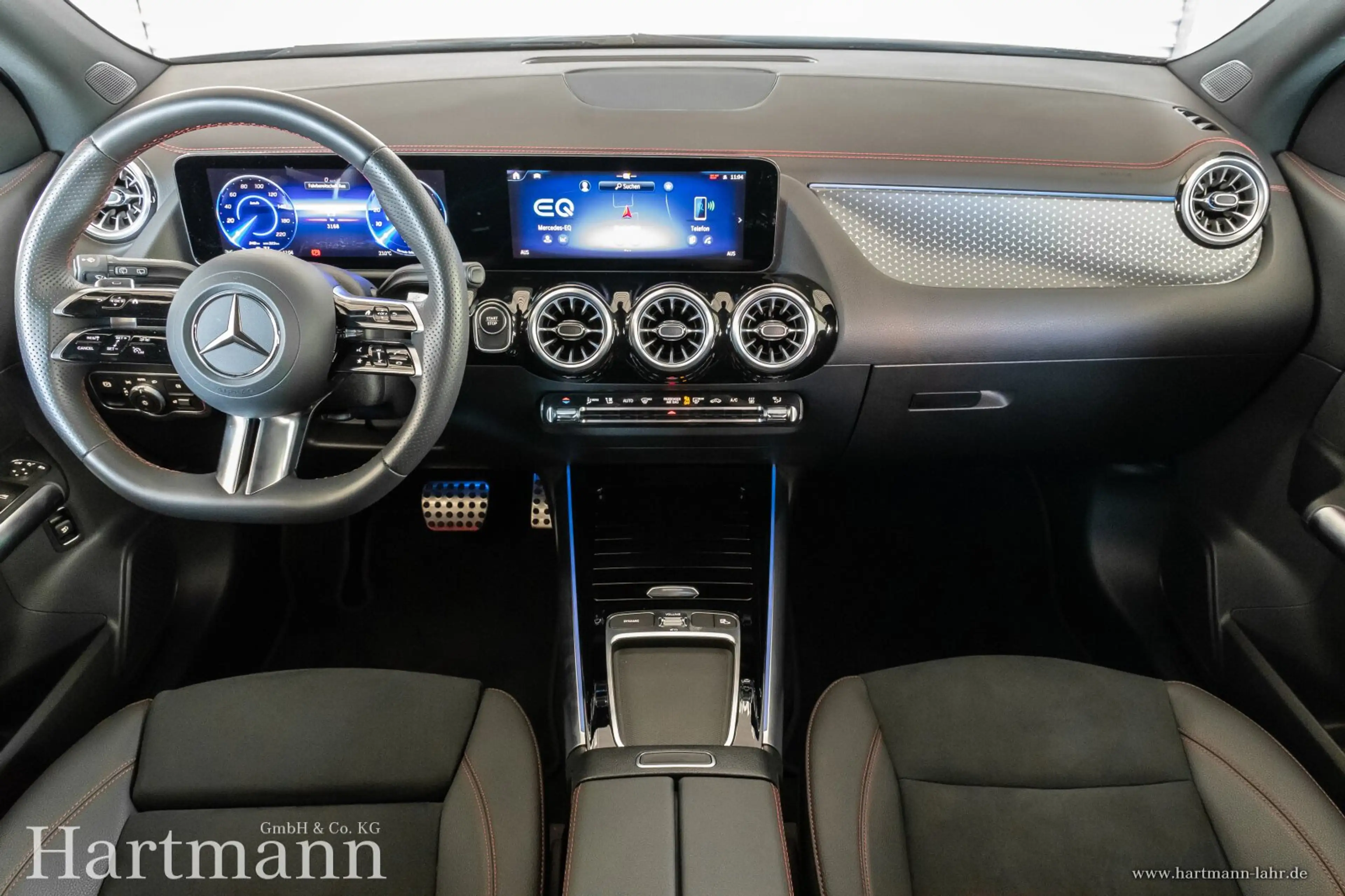 Mercedes-Benz EQA 300 EQA 300 4MATIC AMG Advanced Night AHK Totwinkel — photo 9