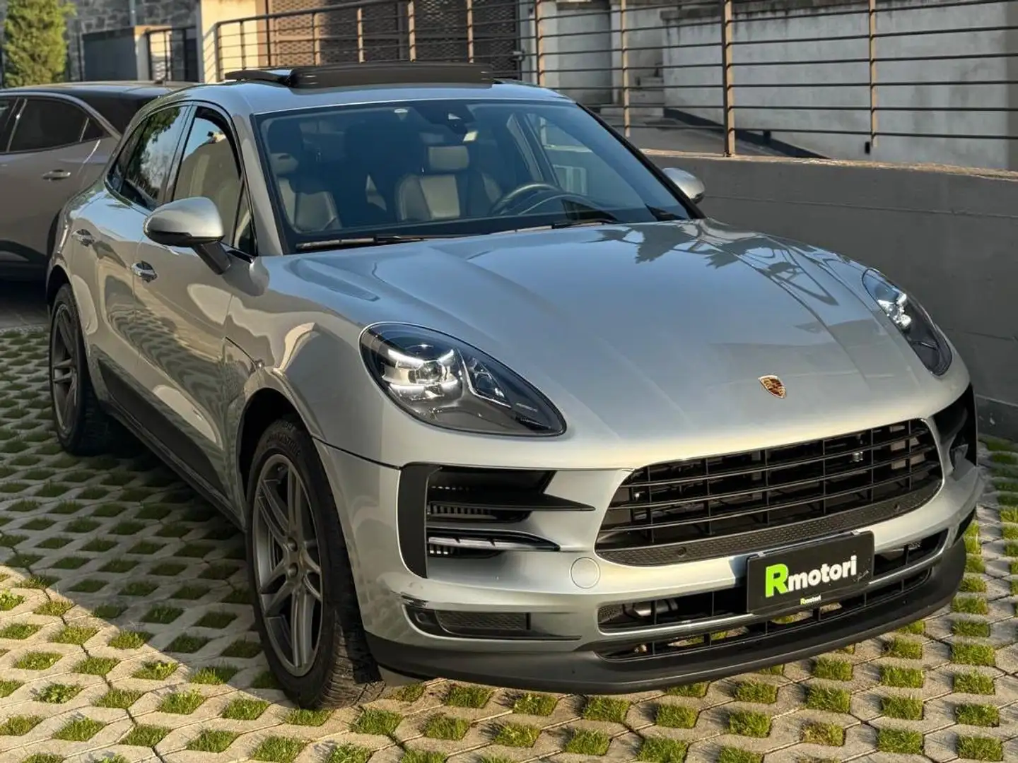 Porsche Macan Macan 3.0 S 354cv pdk Argento - 1