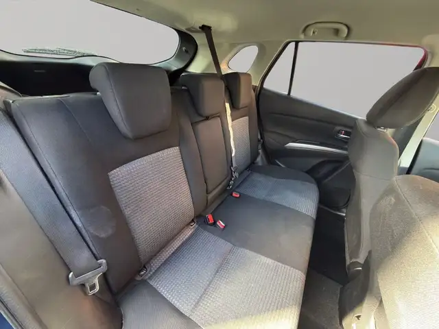 Suzuki SX4 S-Cross view 15