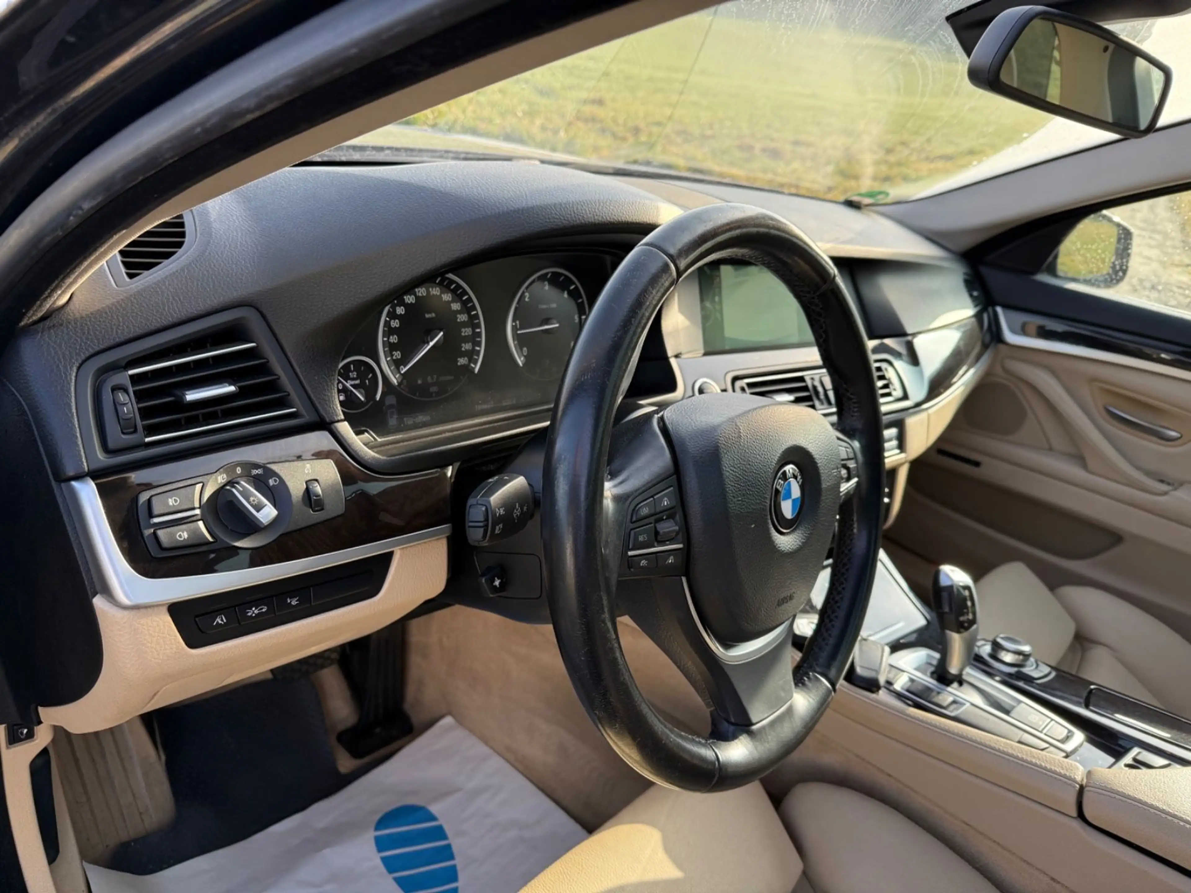 BMW 525 d — photo 10