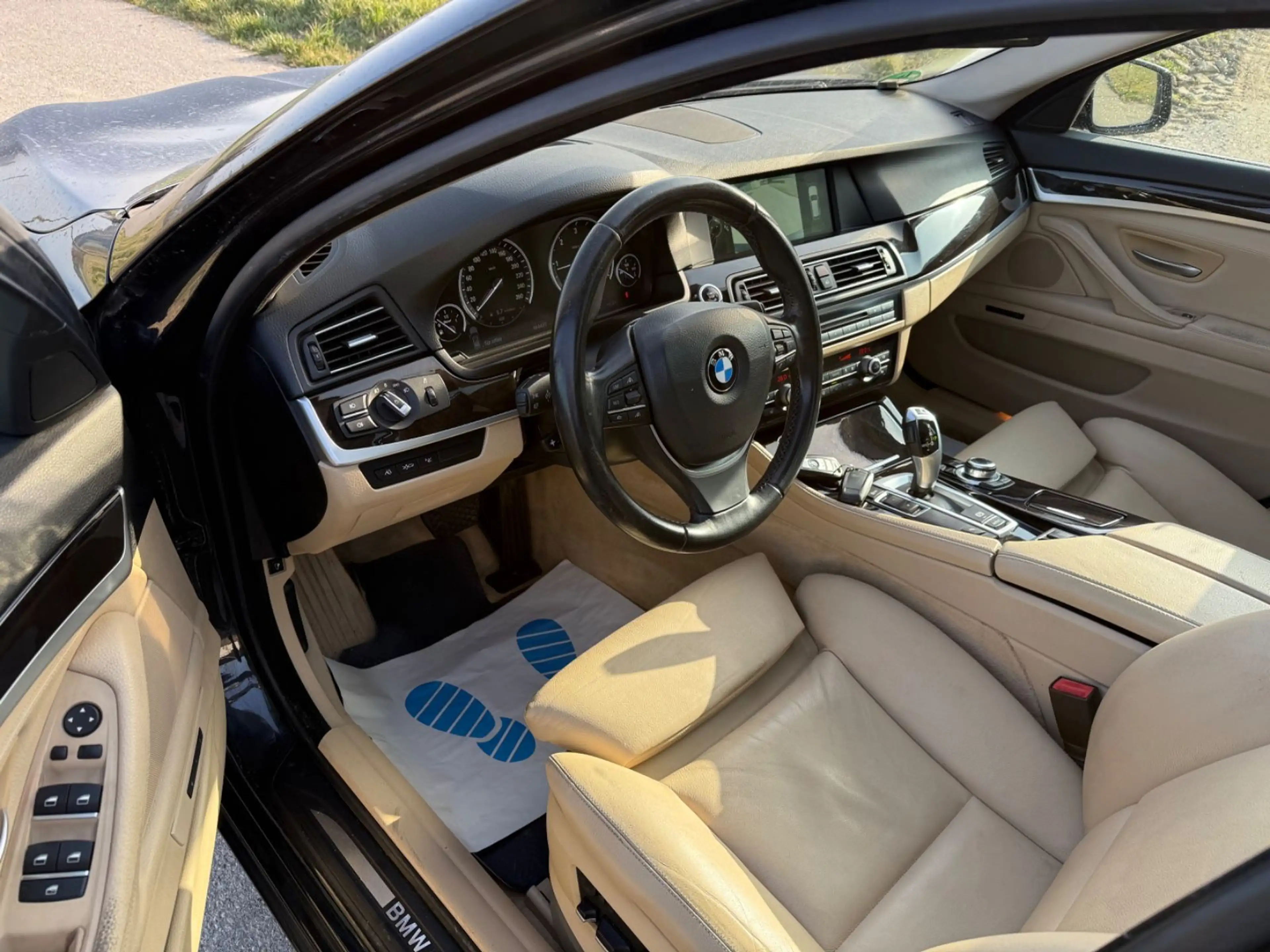 BMW 525 d — photo 9