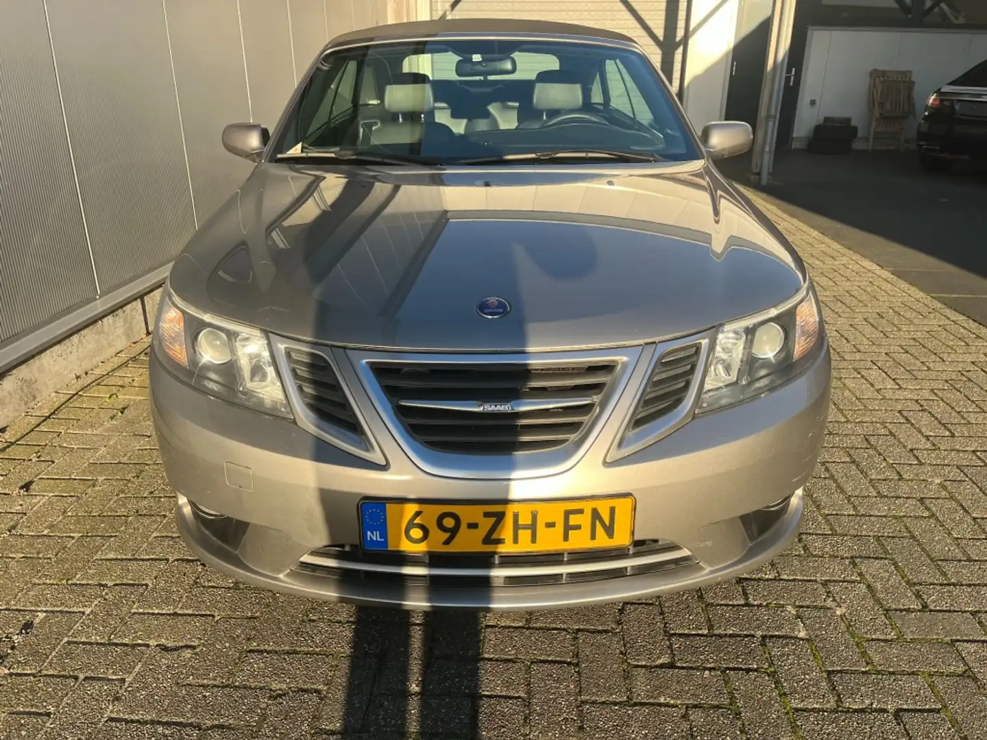 Saab 9-3 1.8 Turbo Nieuw model in een hele mooie kleur. Grau - 2