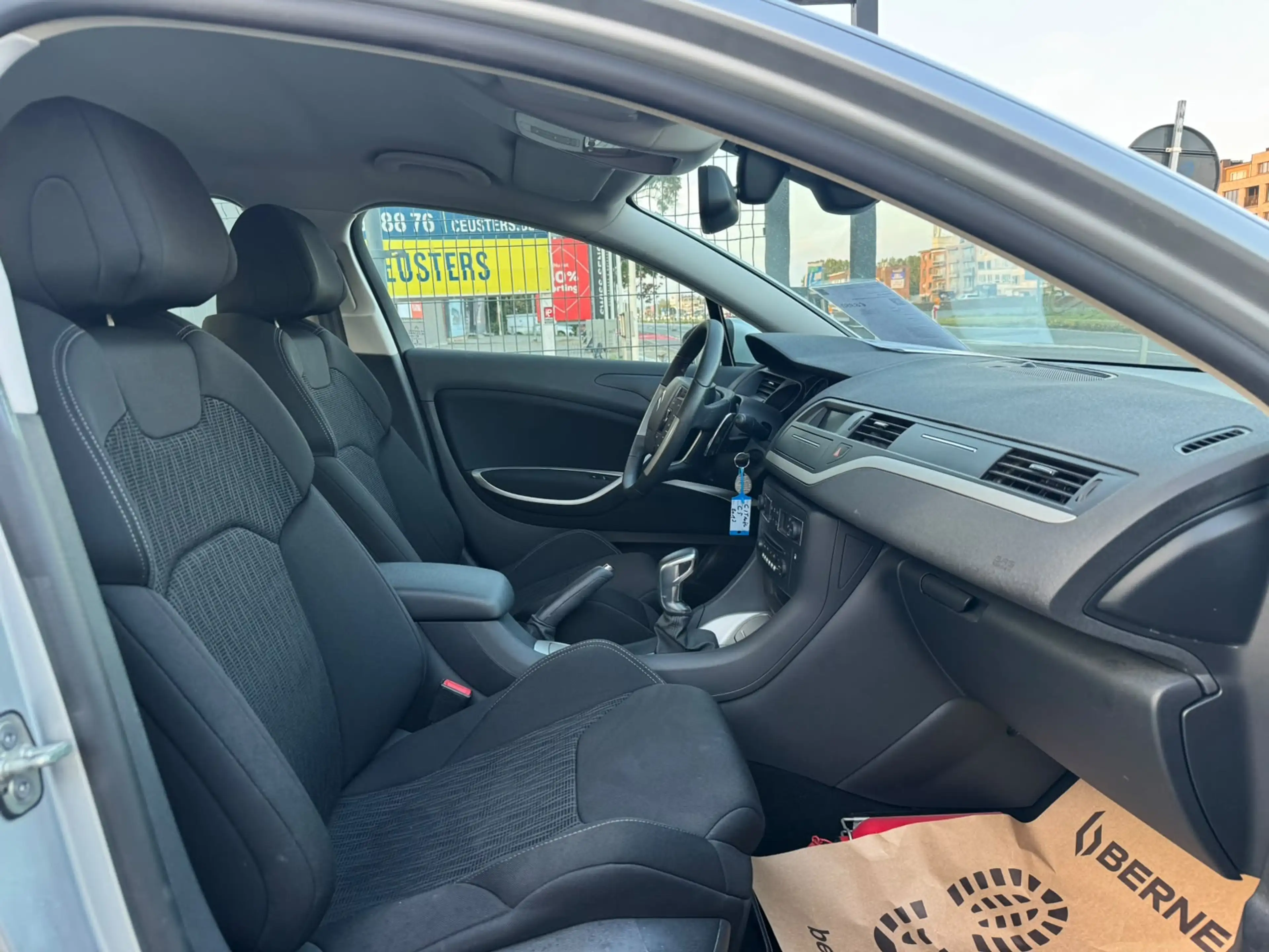 Citroen C5 C5 1.6 i seduction 9000 km !!! AUTOMAAT GARANTIE — photo 10