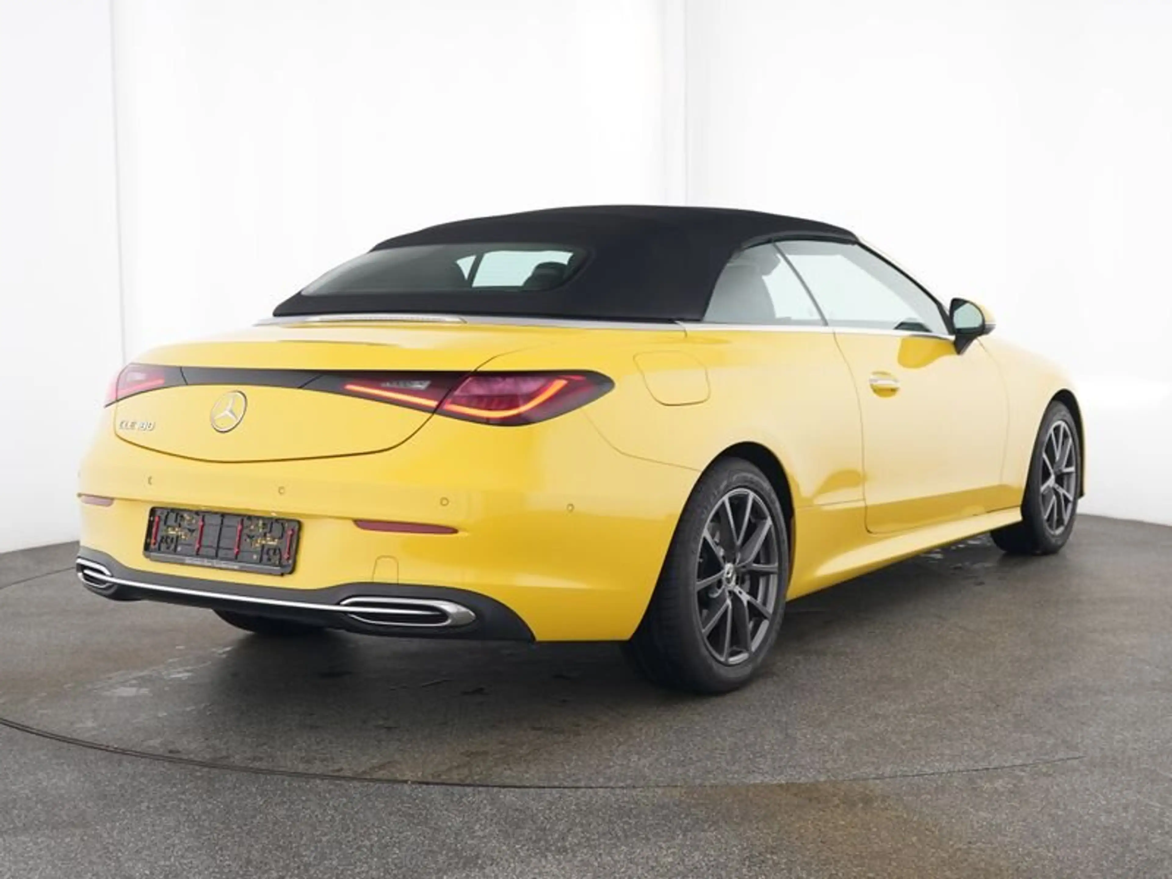 Mercedes-Benz CLE 180 CLE 180 Cabriolet AVANTGARDE*MEMORY*CAM*LED* — photo 3