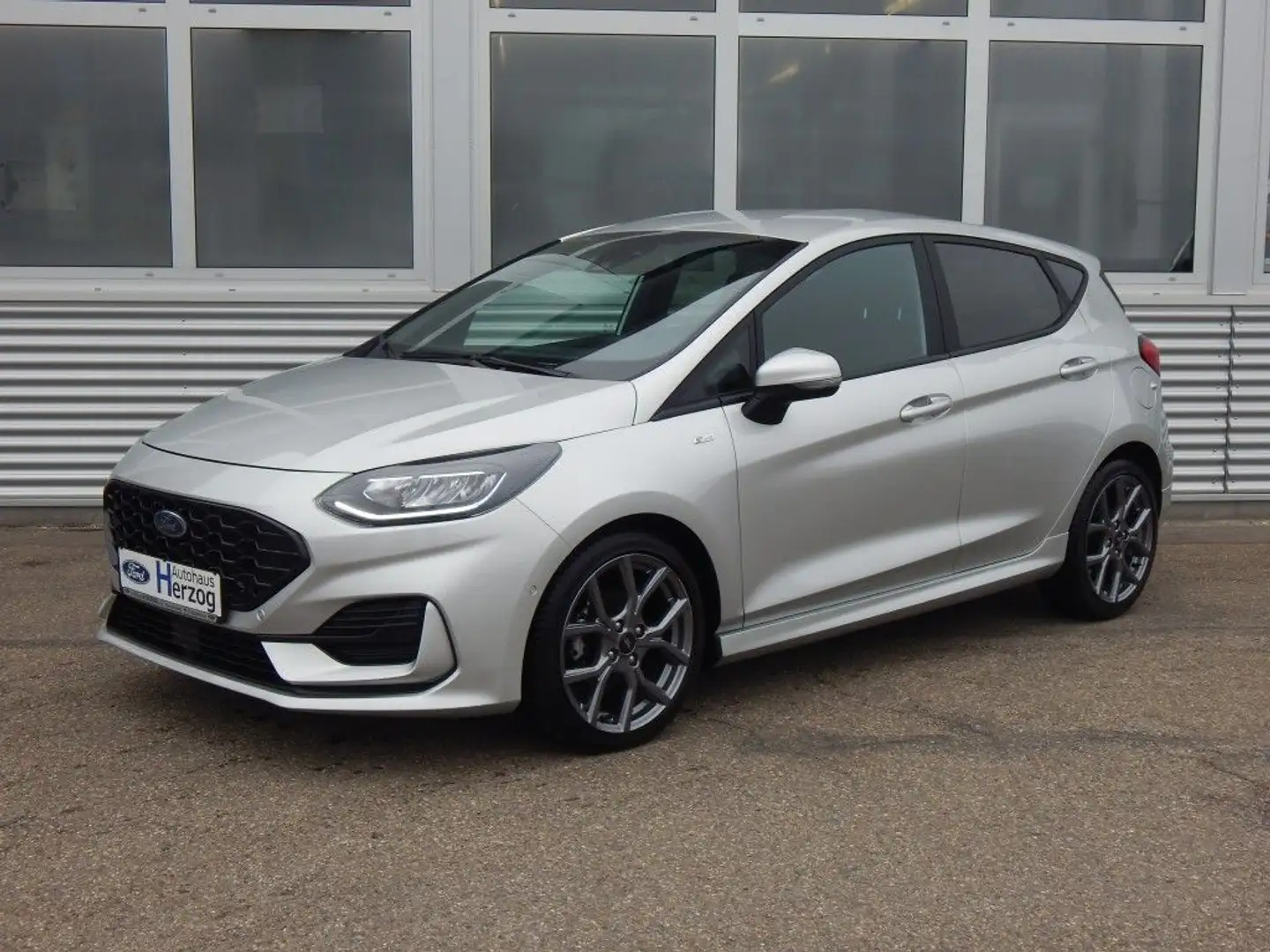 Ford Fiesta 1.0 EcoBoost S&S ST-LINE Silber - 1