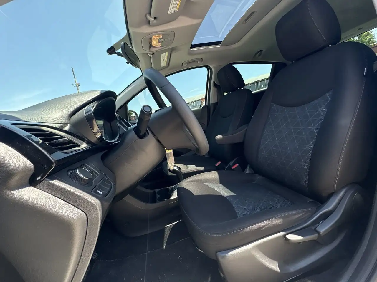 Chevrolet Spark снимка Chevrolet Spark