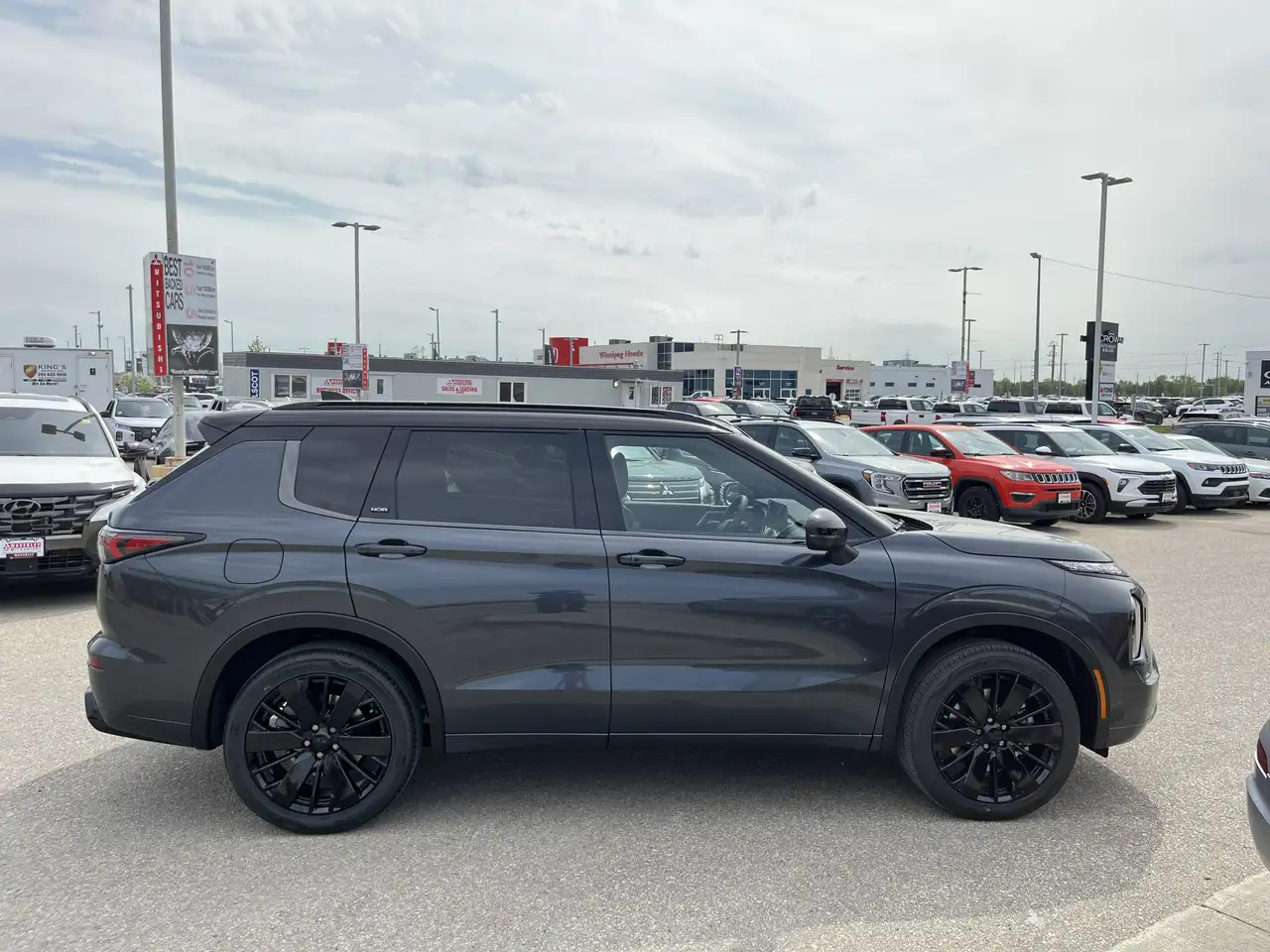 Mitsubishi Outlander снимка Mitsubishi Outlander