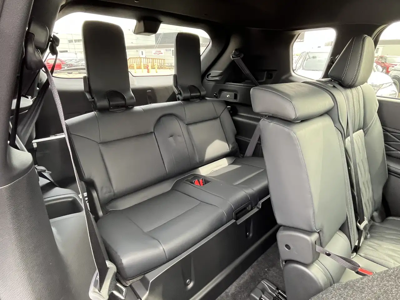 Mitsubishi Outlander снимка Mitsubishi Outlander