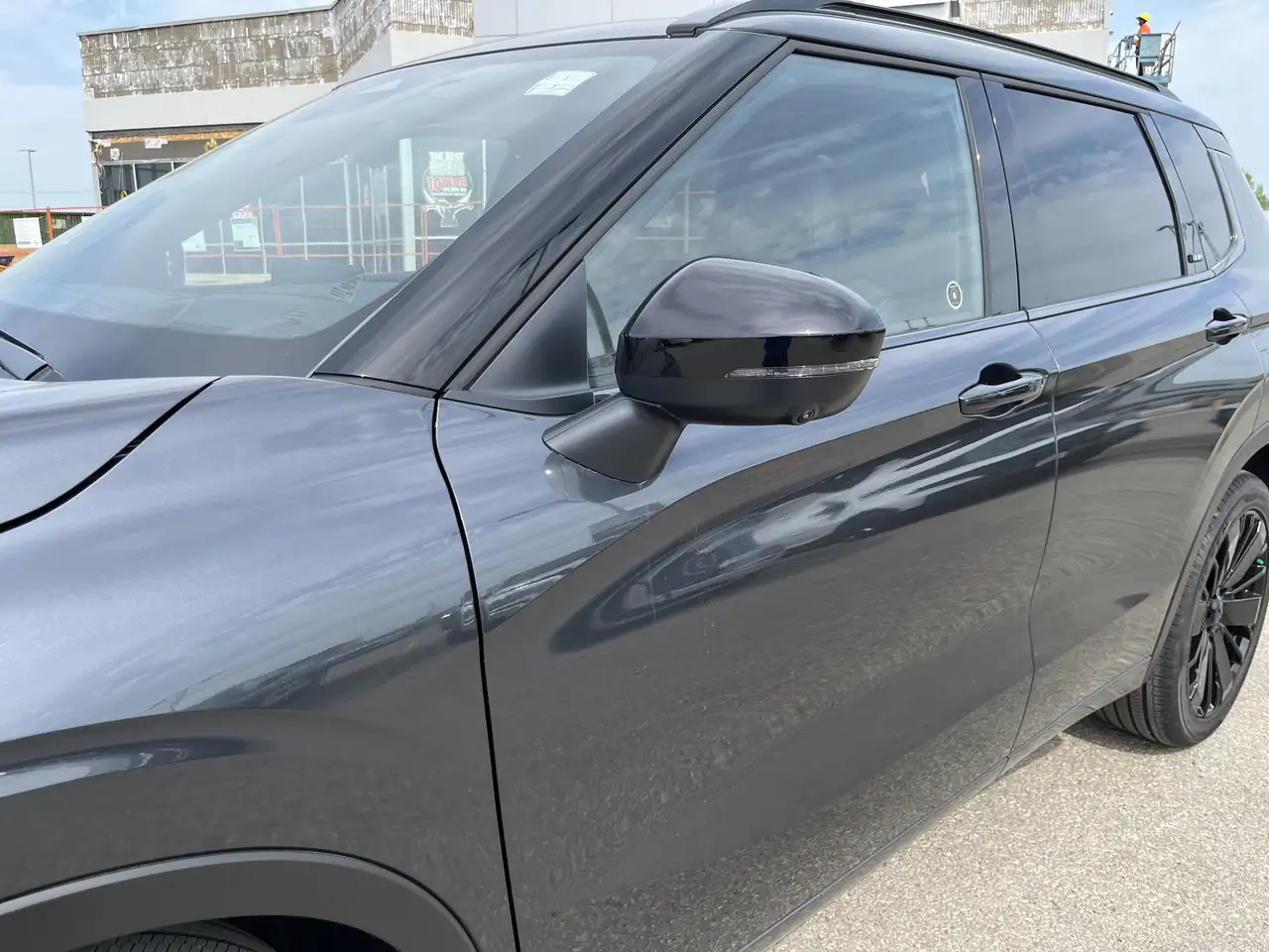 Mitsubishi Outlander снимка Mitsubishi Outlander