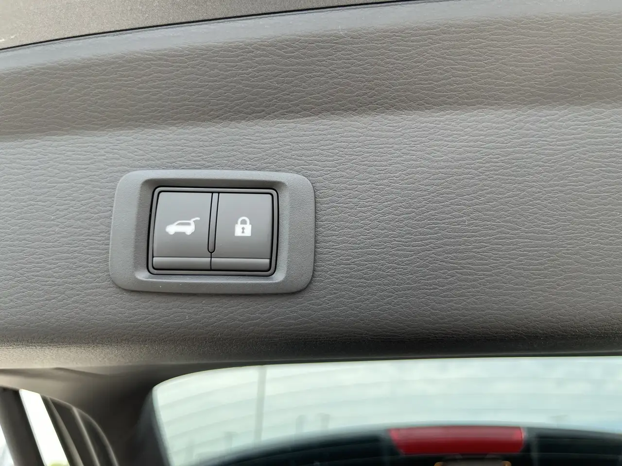 Mitsubishi Outlander снимка Mitsubishi Outlander
