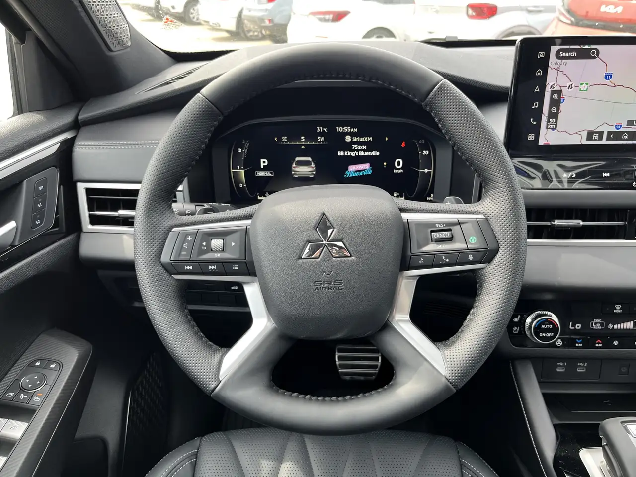 Mitsubishi Outlander снимка Mitsubishi Outlander