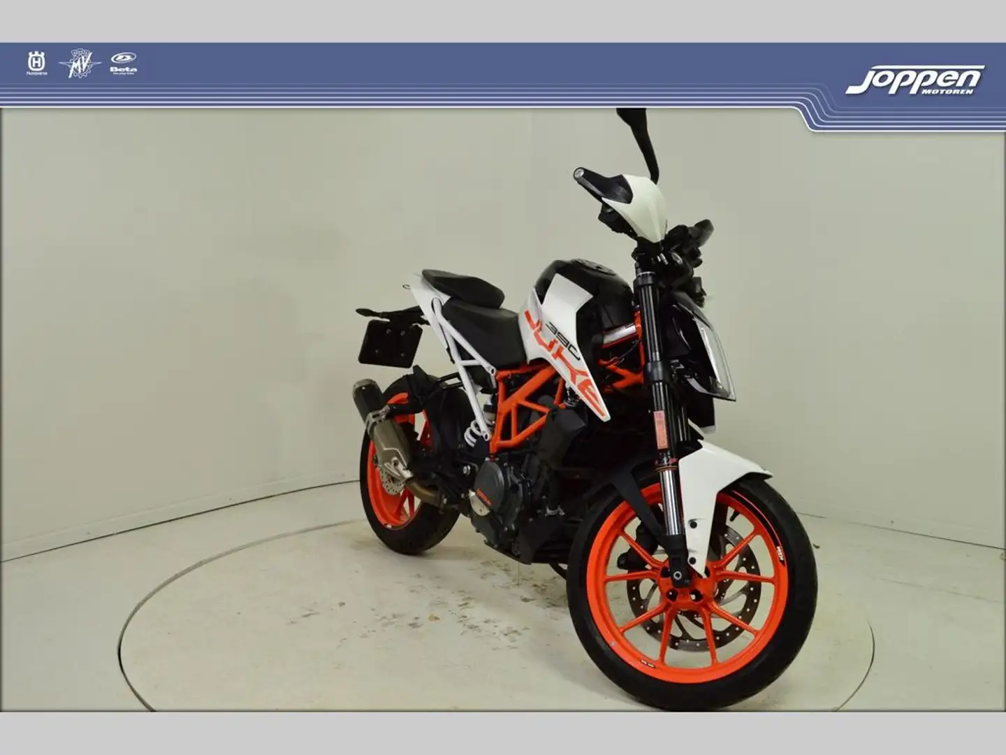 KTM 390 Duke Wit - 2