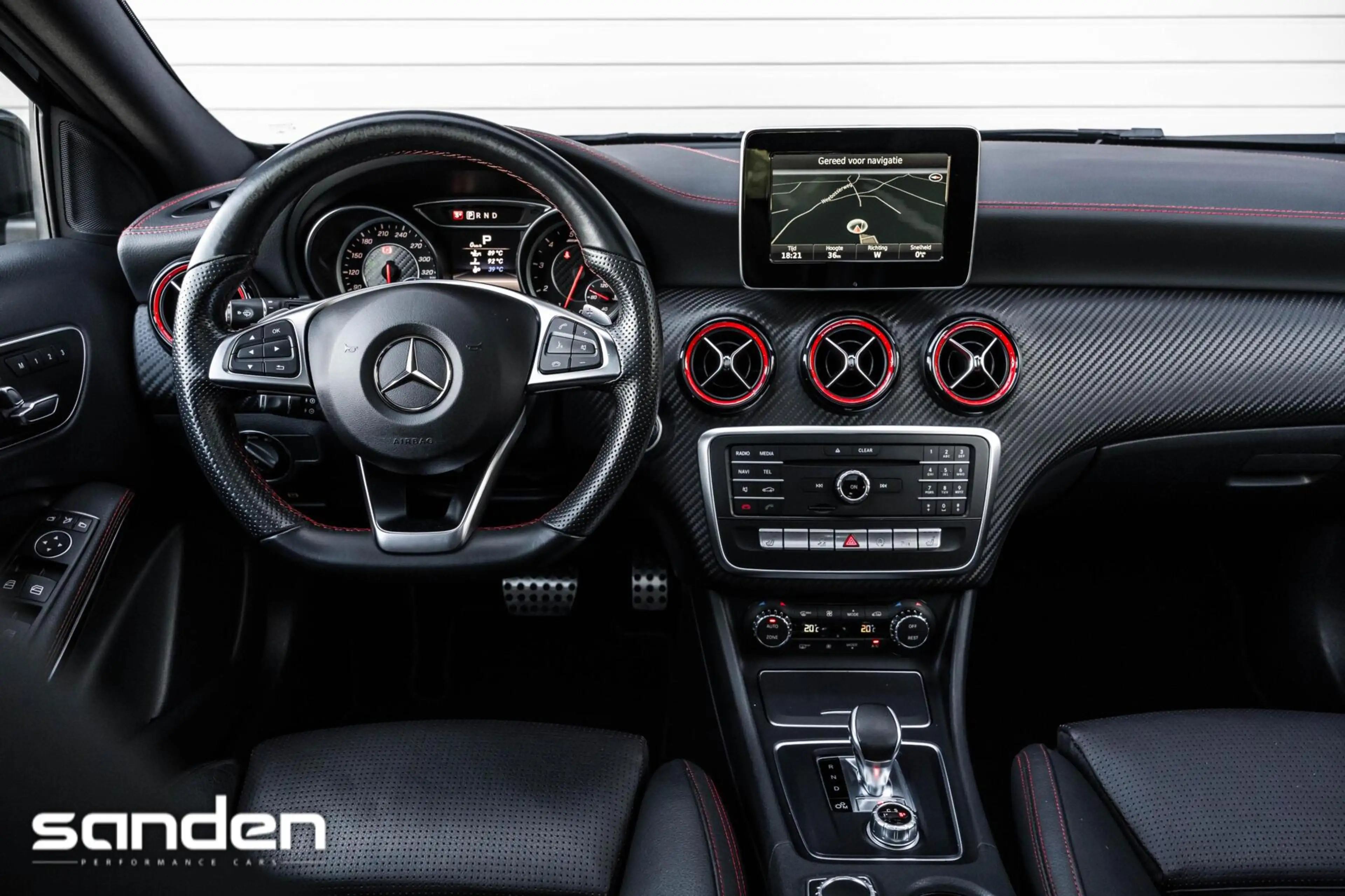 Mercedes-Benz A 45 AMG A45 4MATIC|Facelift|Aero|Pano|Leder| — photo 44