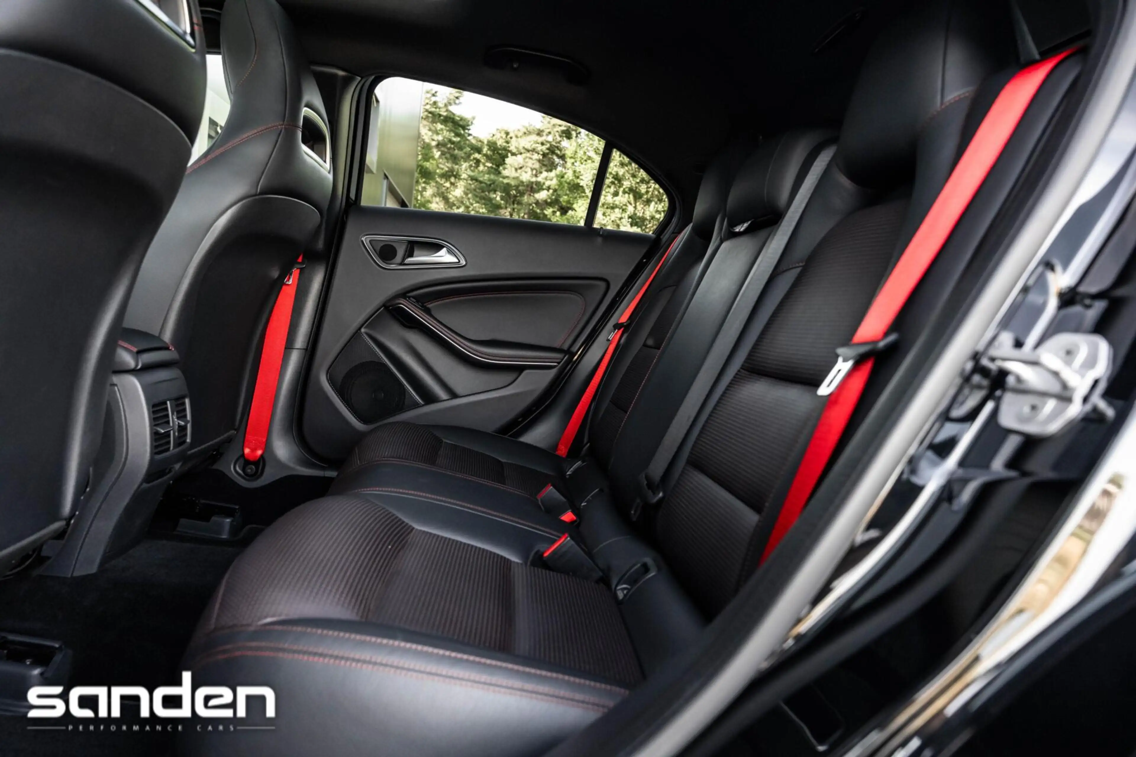 Mercedes-Benz A 45 AMG A45 4MATIC|Facelift|Aero|Pano|Leder| — photo 35