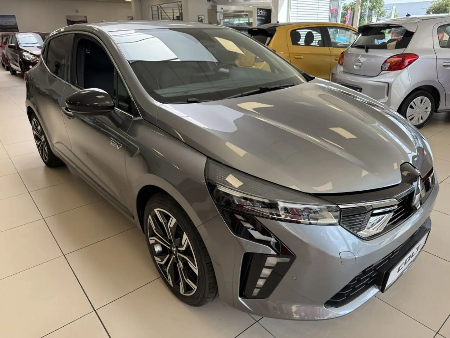 Mitsubishi Colt 1.6 Hybrid SELECT Grau - 1