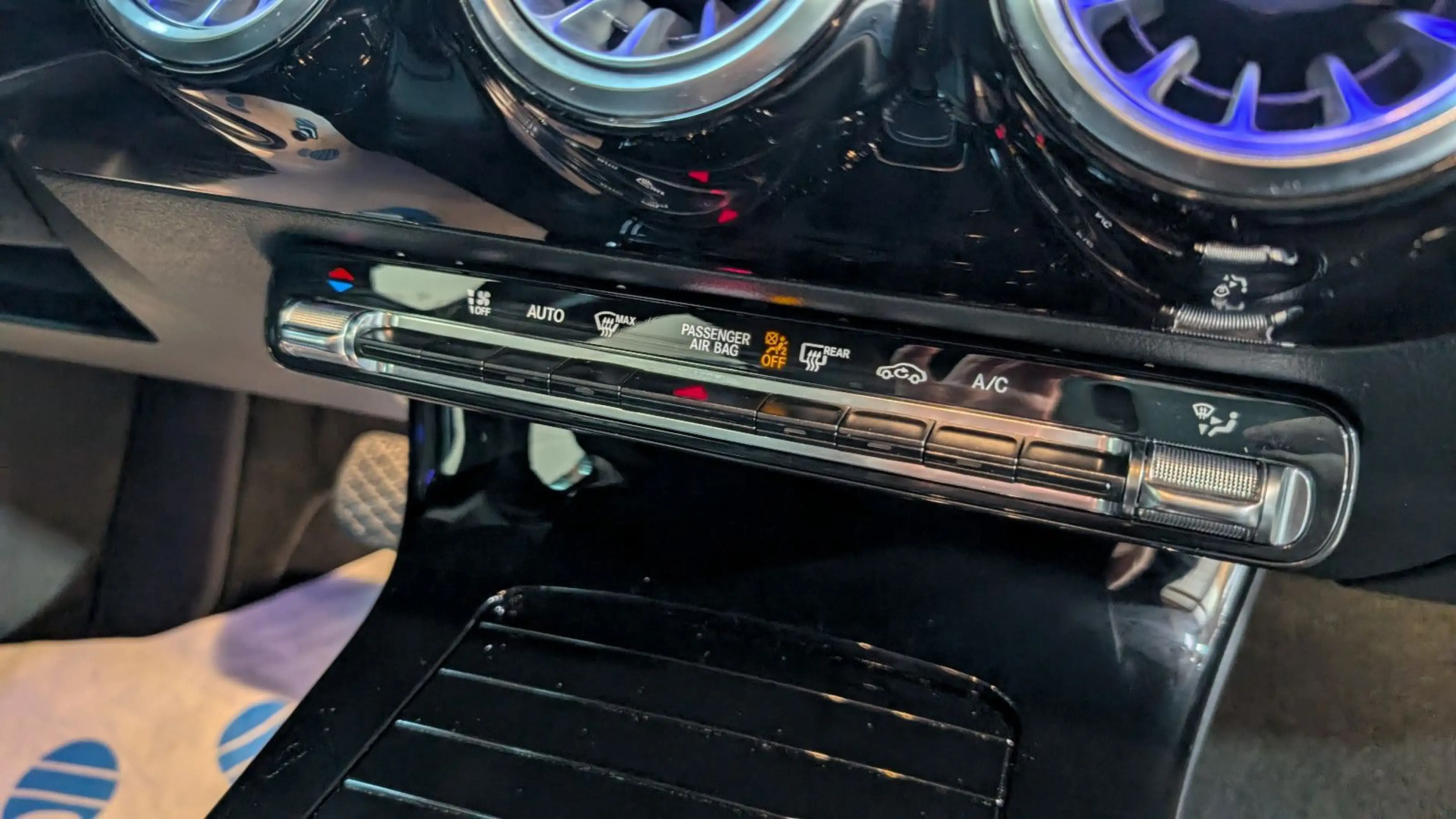 Mercedes-Benz A 180 Progressive WIDE+MBUX+KAM+LED+SPUR — photo 13