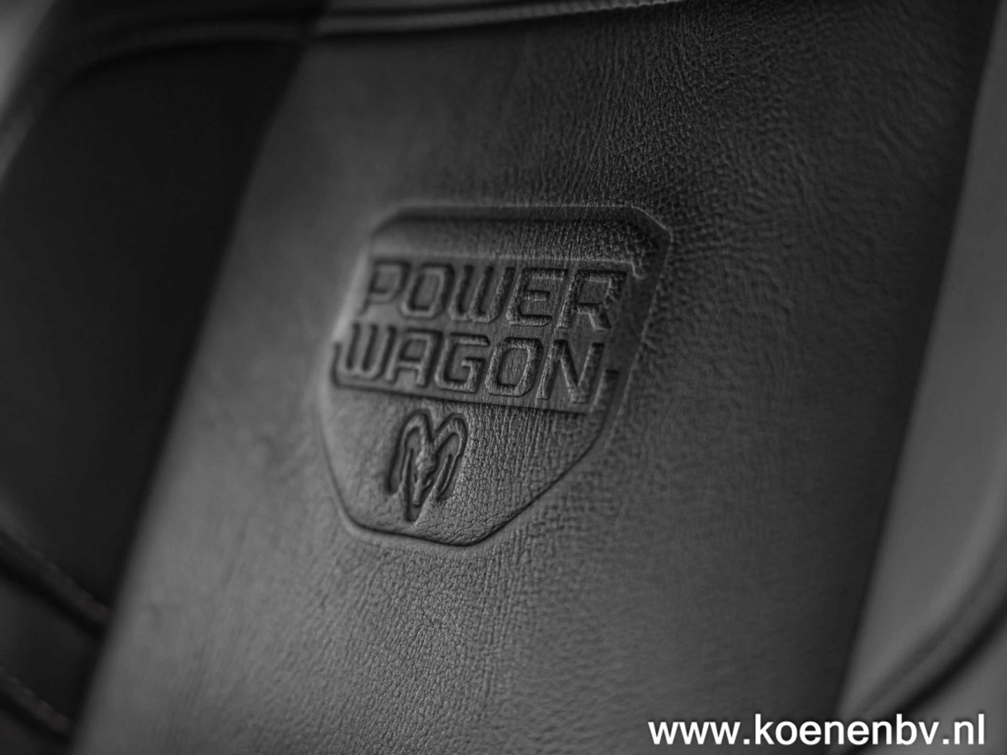 Dodge RAM Powerwagon 2500 C-rijbewijs / geen bijtelling / 35 — photo 38
