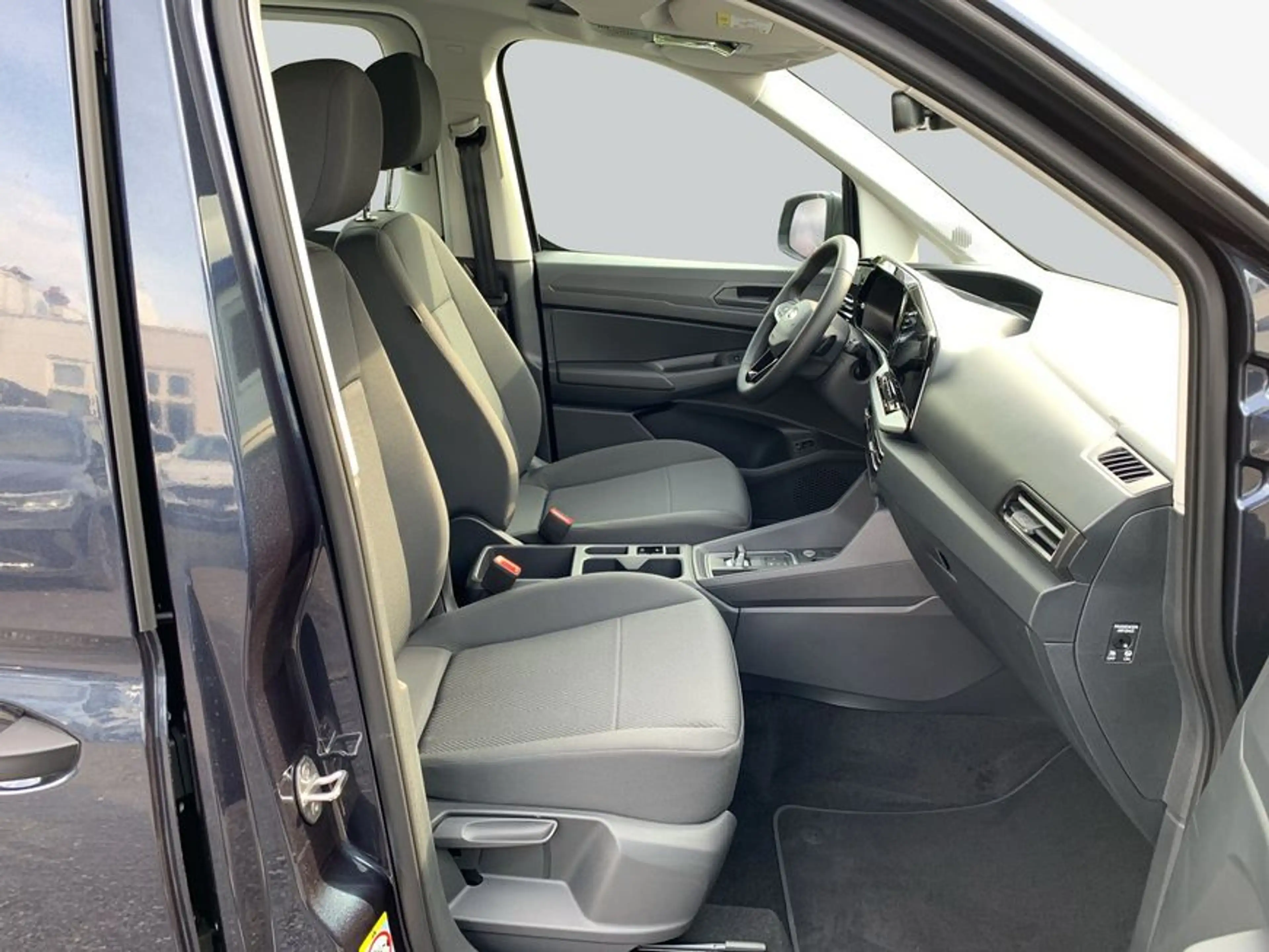 Ford Grand Tourneo Connect 1.5 EcoBoost PHEV Aut. TREND — photo 13