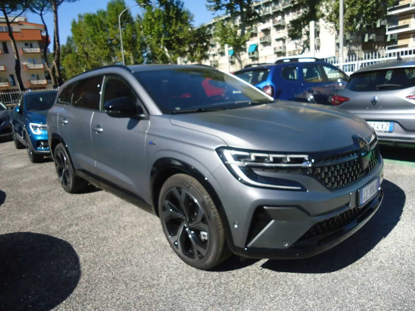 Renault Espace Espace Full Hybrid E-Tech 200 7p Esprit Alpine Gris - 1