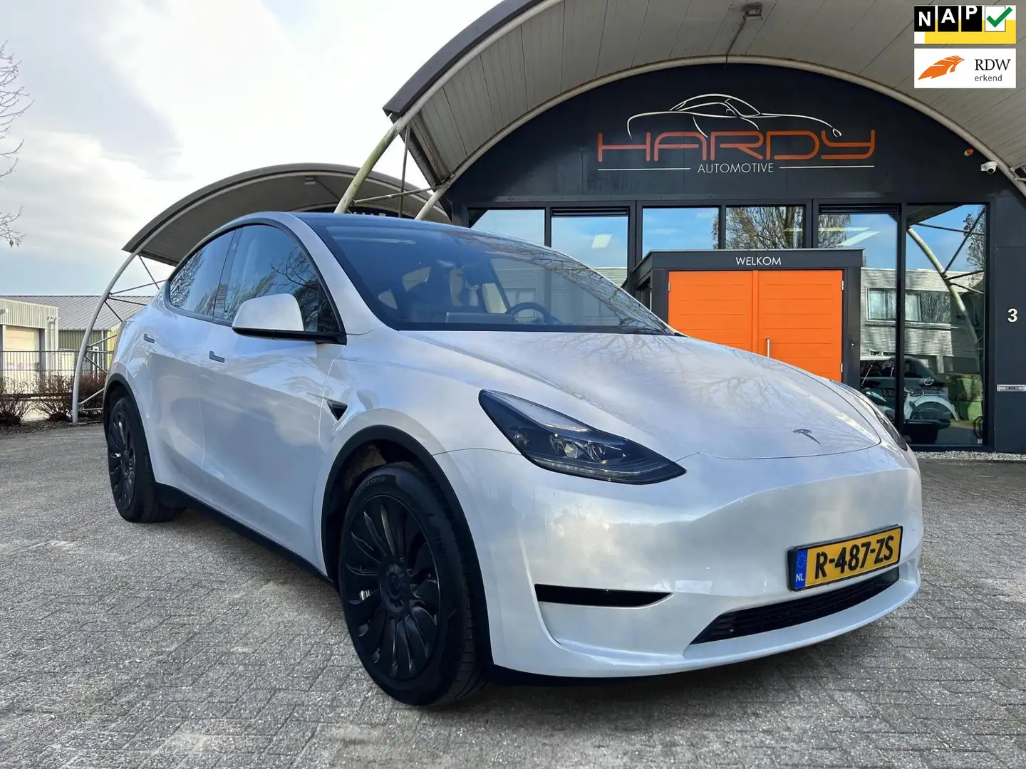 Tesla Model Y RWD 58 kWh 97% SOH BTW NL-AUTO Weiß - 1