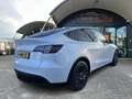 Tesla Model Y RWD 58 kWh 97% SOH BTW NL-AUTO Weiß - thumbnail 3