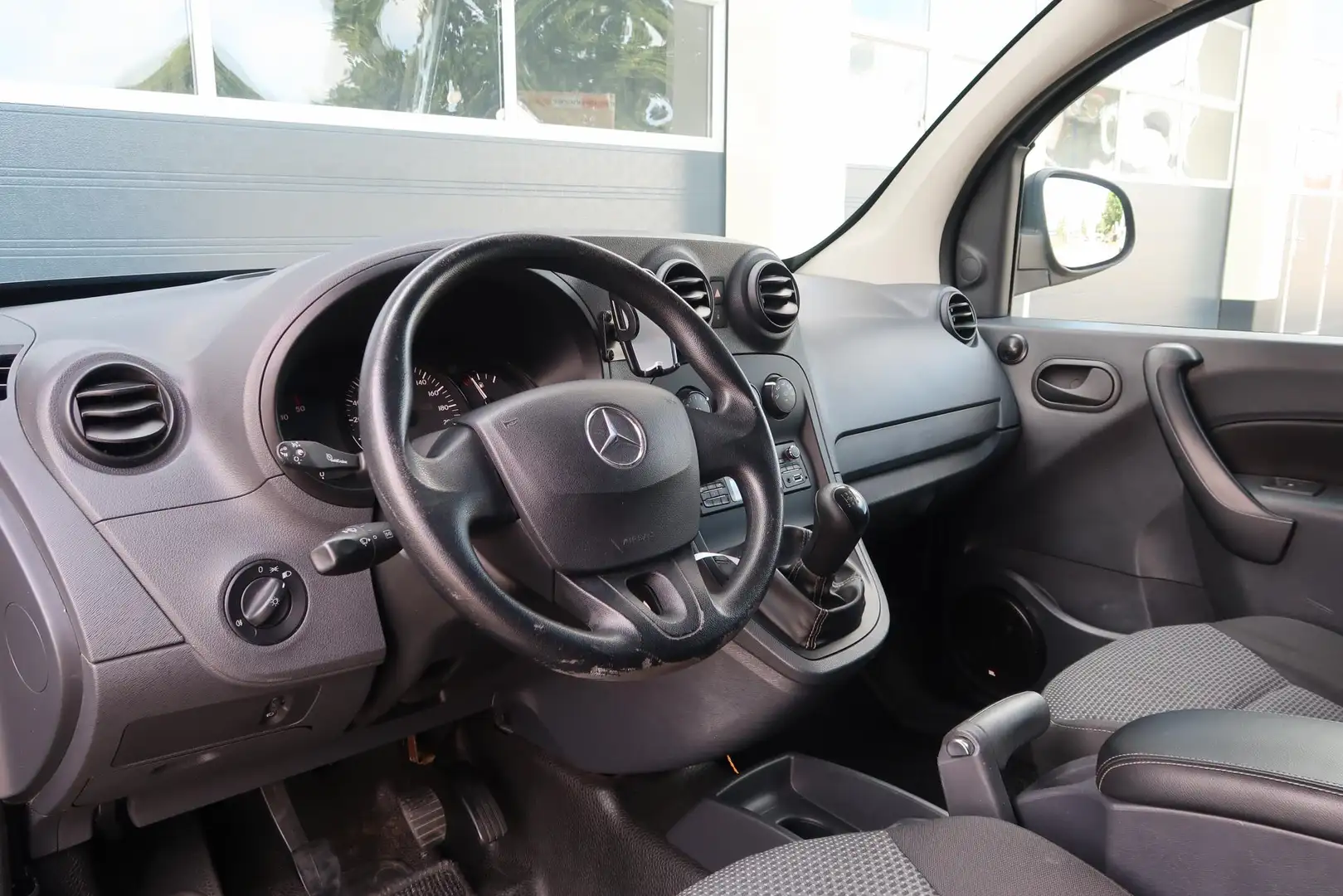 Mercedes-Benz Citan 109 CDI BlueEFFICIENCY Extra Lang AIRCO/ MARGE/ CR Zwart - 2
