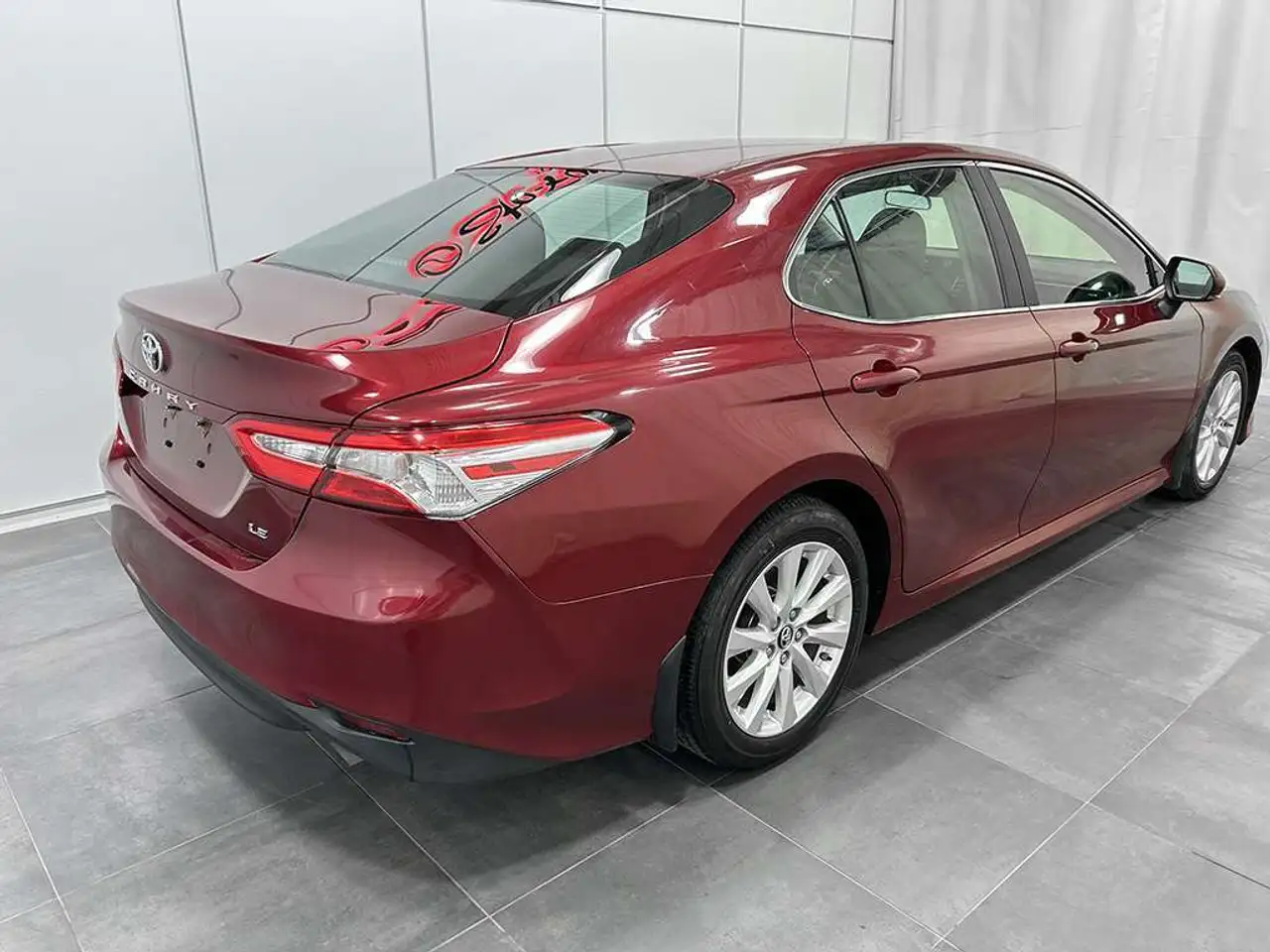 Toyota Camry снимка Toyota Camry