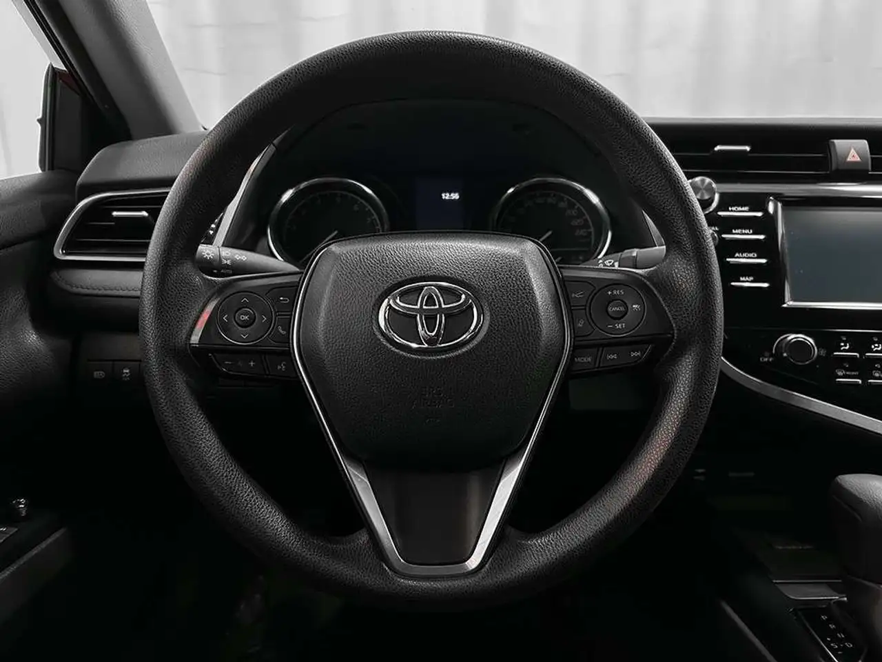 Toyota Camry снимка Toyota Camry