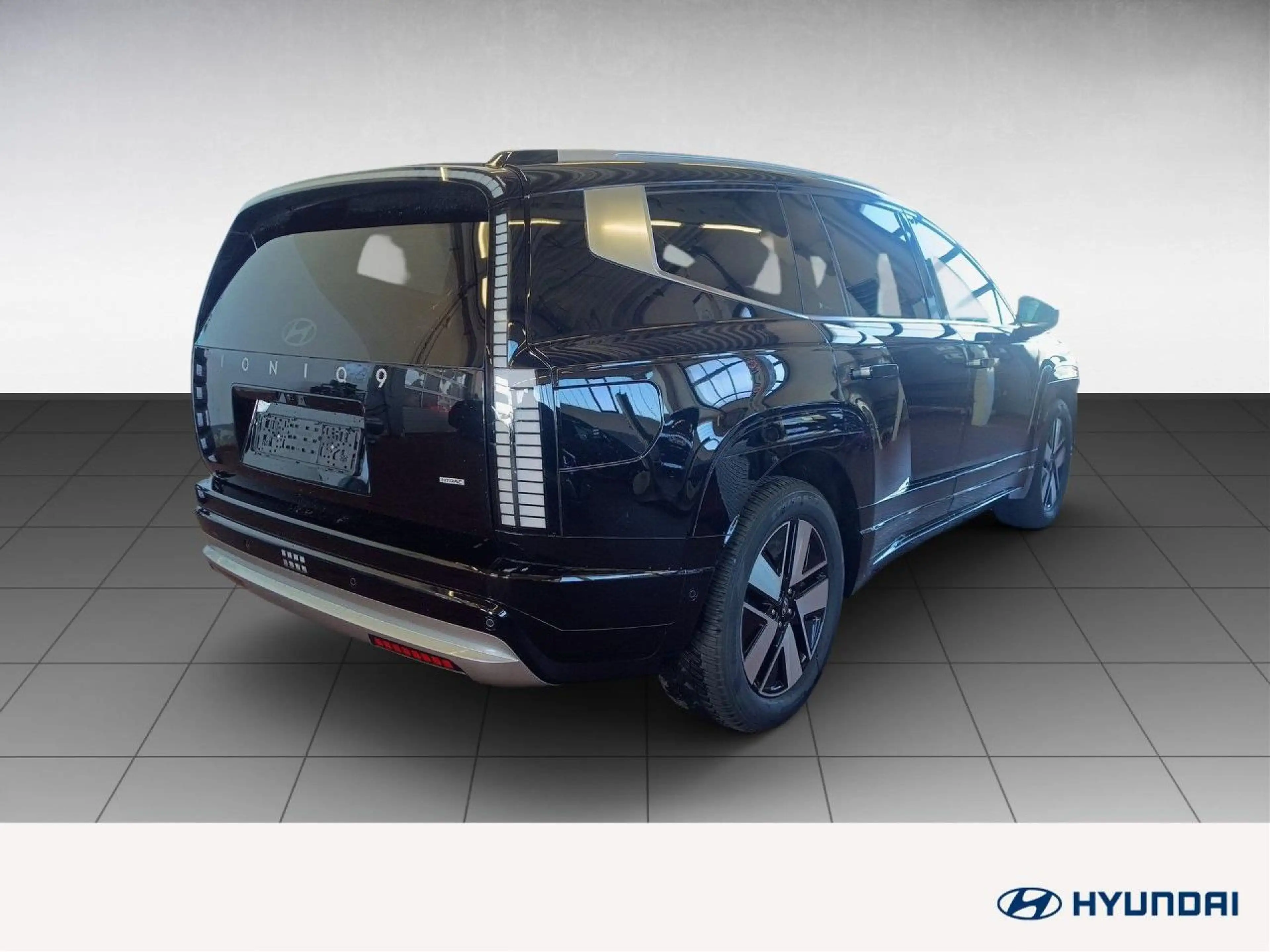 Hyundai IONIQ 9 7-Sitz 110kWh TECHNIQ 4WD 360 MATRIX BOSE — photo 6