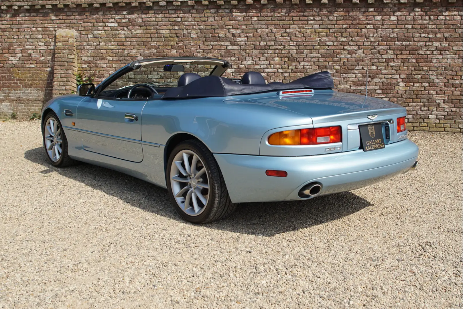 Aston Martin DB7 Vantage Volante Low mileage and cherished example, Azul - 2