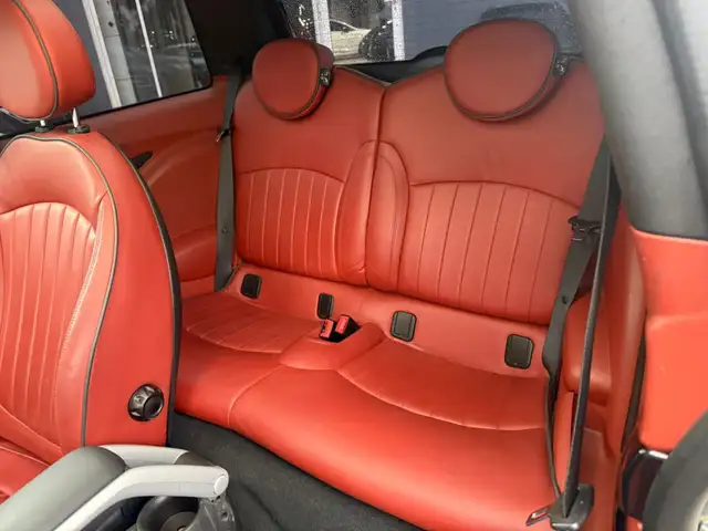 Mini Cooper Cooper view 8