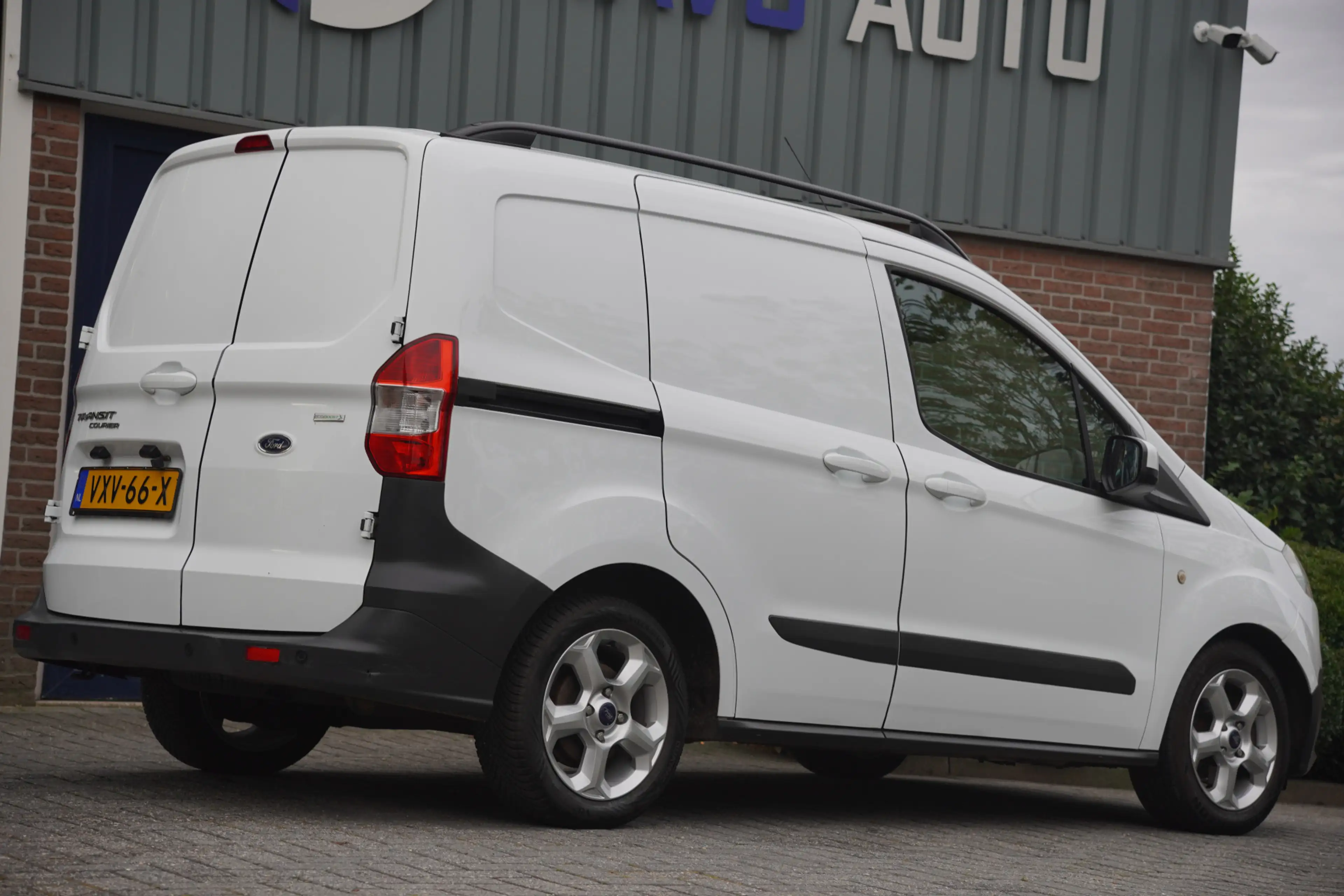 Ford Transit Courier 1.0, AIRCO, STOELVERWARMING, BTW-VRIJ / MARGE — photo 4