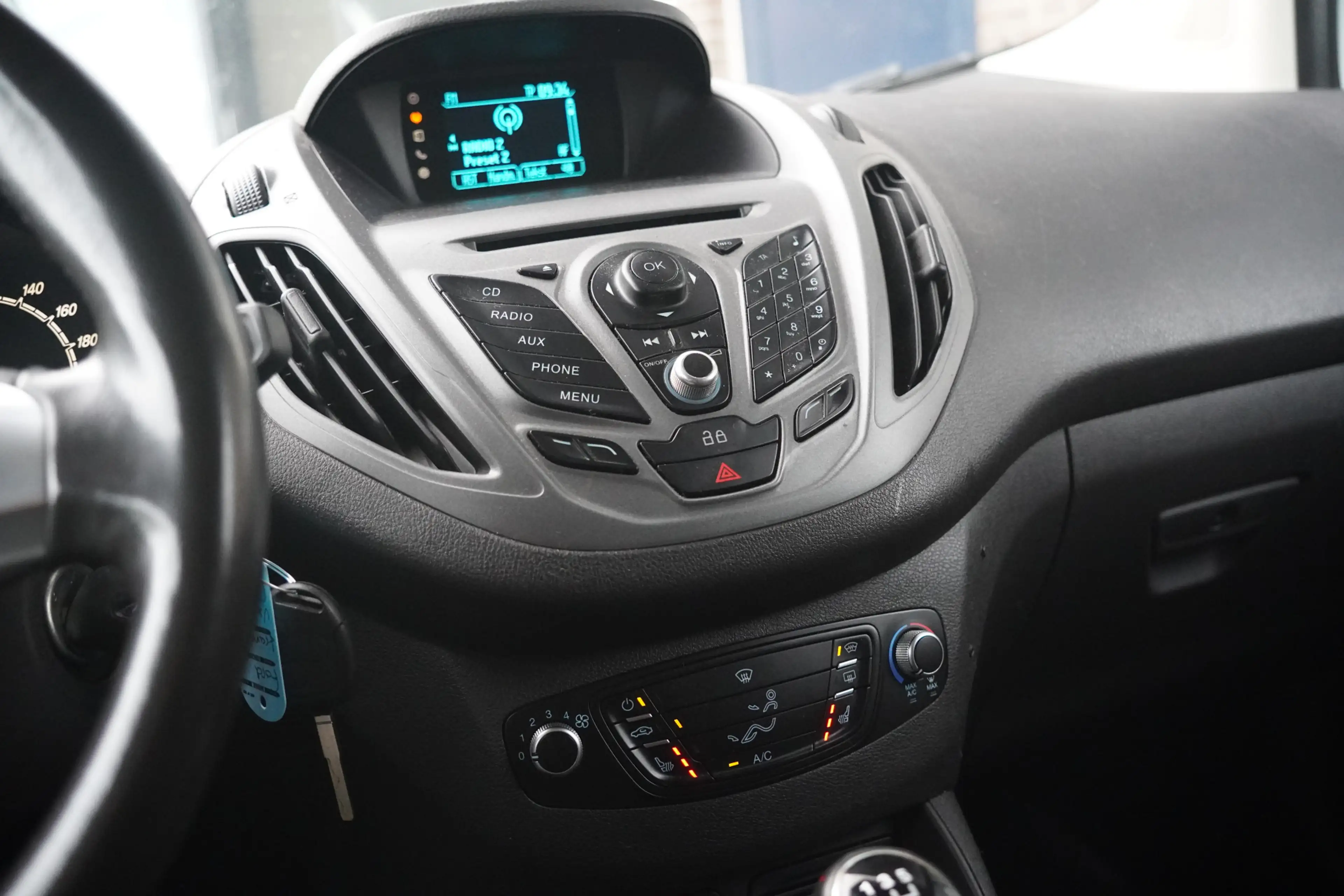Ford Transit Courier 1.0, AIRCO, STOELVERWARMING, BTW-VRIJ / MARGE — photo 7